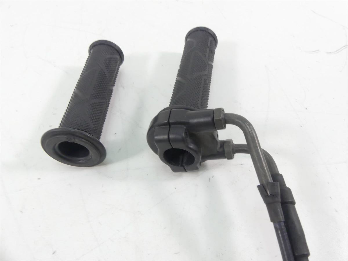 2004 Aprilia RSV1000 R Mille Throttle Grip Cable Set AP8118501 {{ shop.shopifyCountryName }} - Mototech271