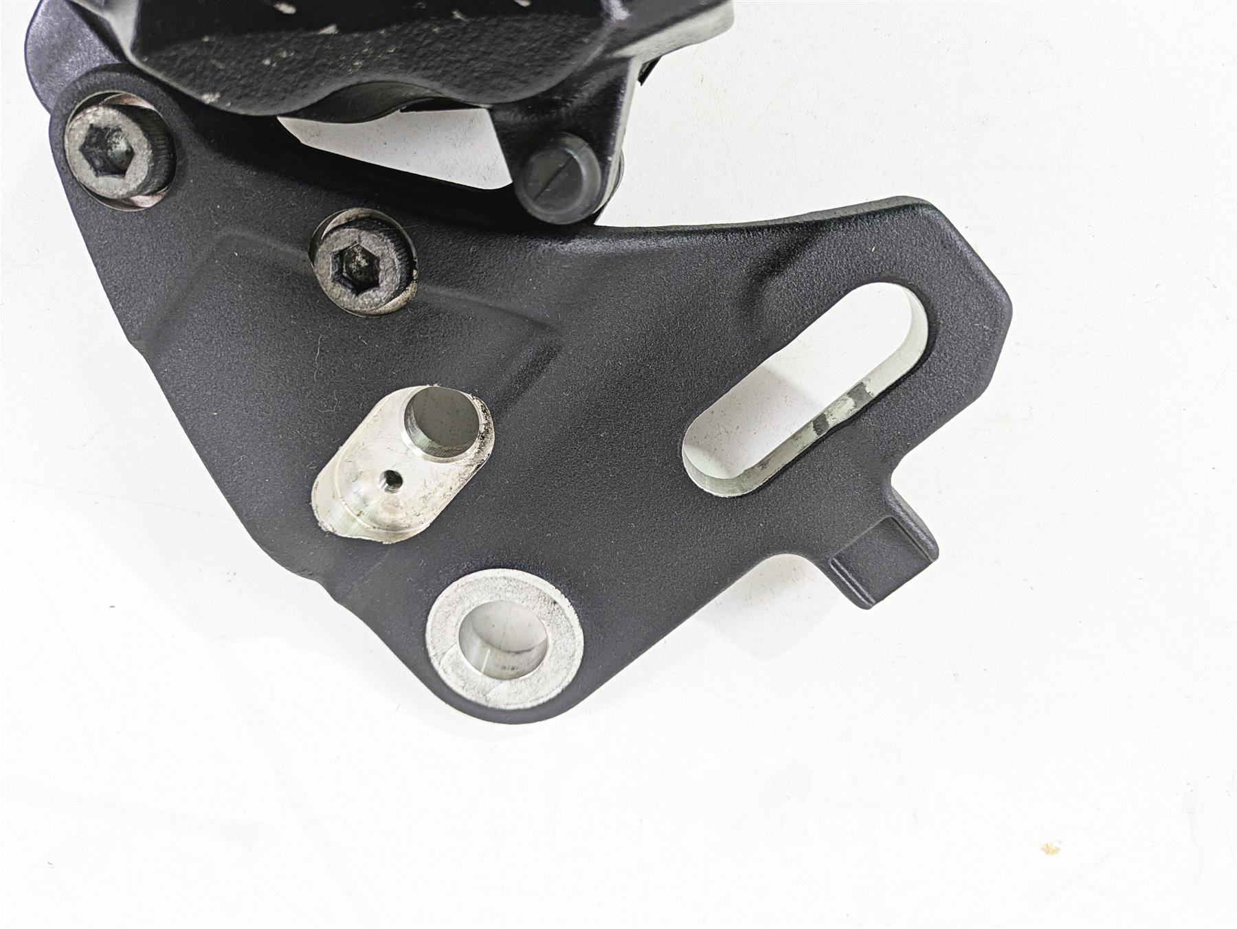 2017 Indian Chieftain Limited Rear Brake Caliper & Bracket 1912006 {{ shop.shopifyCountryName }} - Mototech271