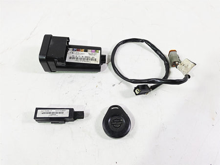 2011 Harley Touring FLHTCUSE CVO E-Glide Tssm Module Fob & Antenna 68924-07 {{ shop.shopifyCountryName }} - Mototech271