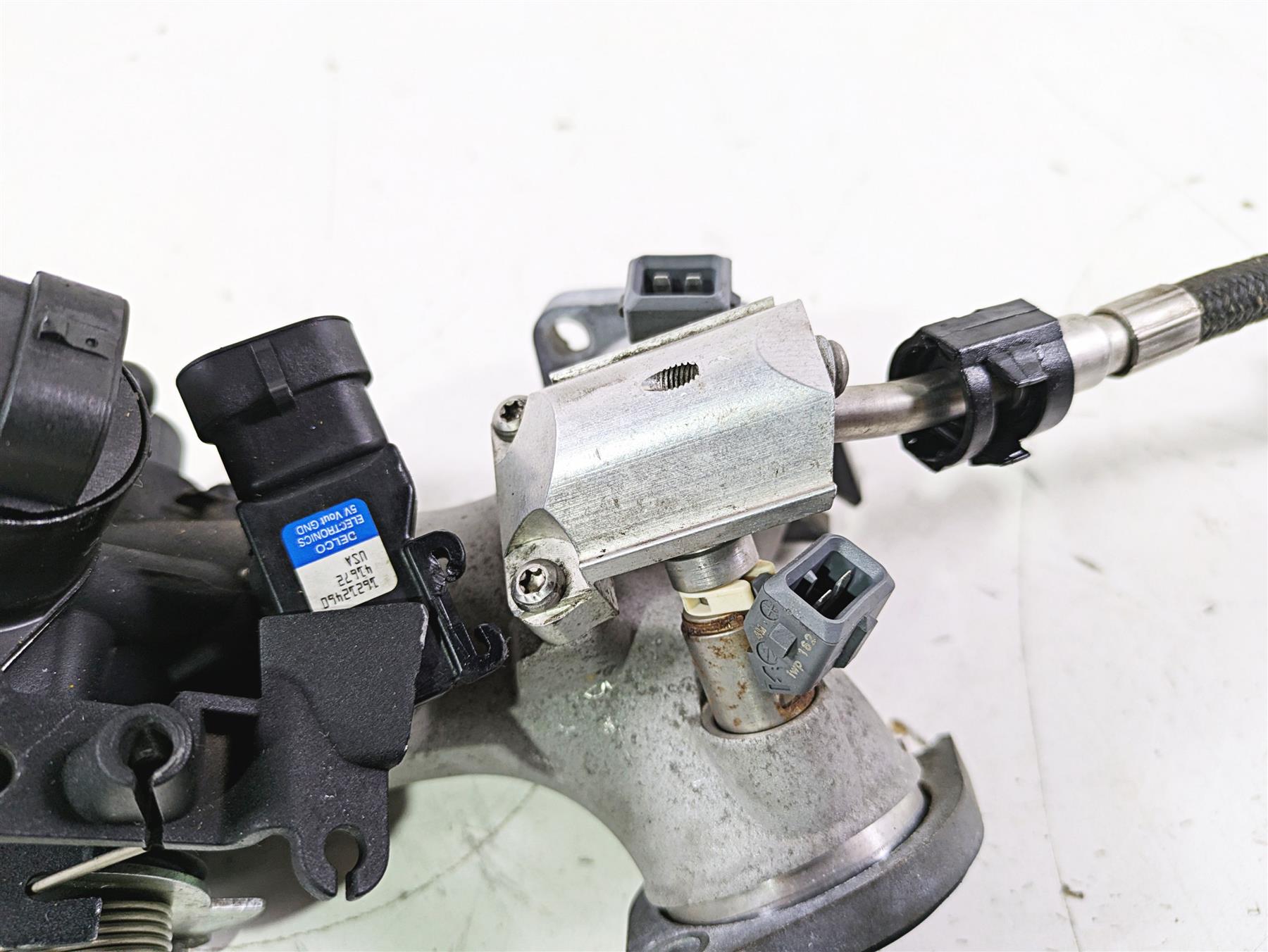 2005 Harley Softail FLSTSCI Heritage Springer Throttle Body Injection 27600-01A {{ shop.shopifyCountryName }} - Mototech271