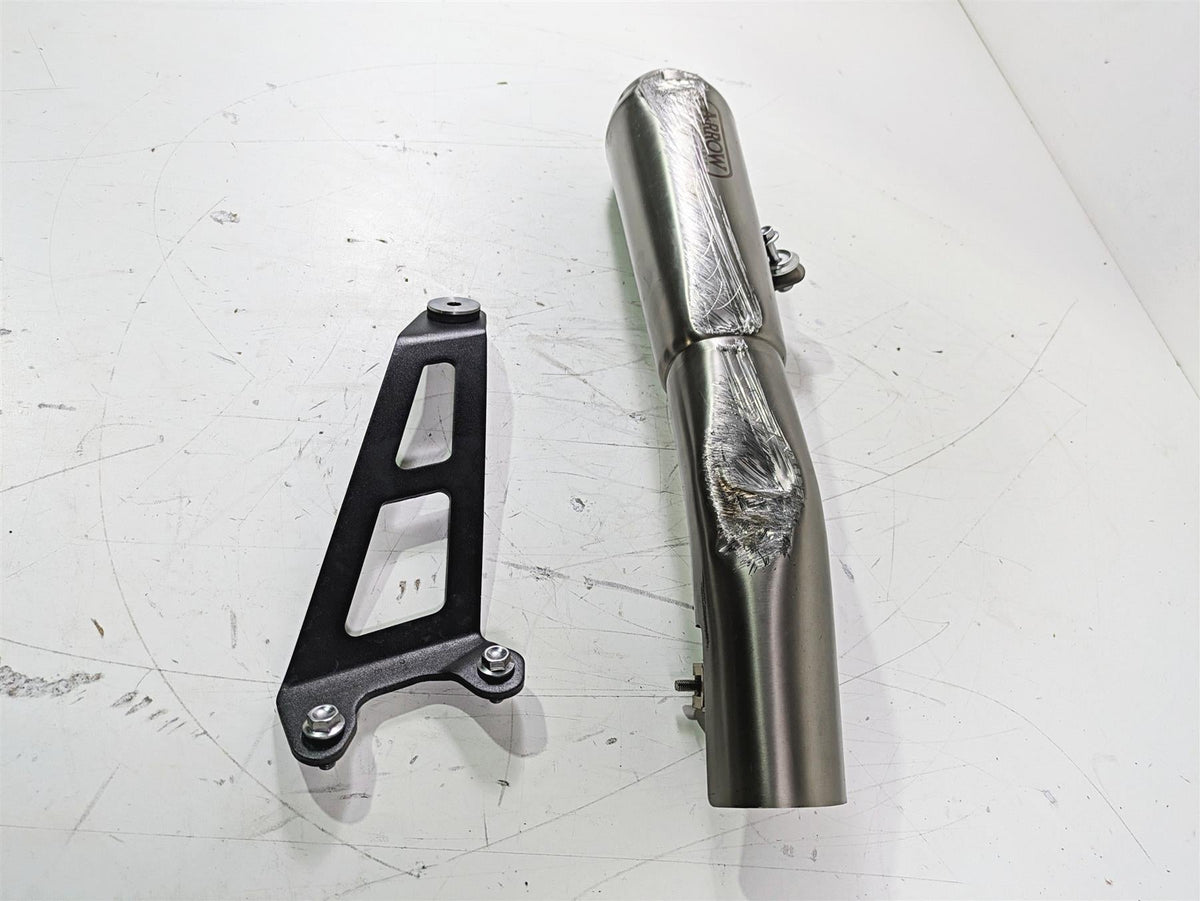 2020 Triumph Daytona 765 Moto2 Arrow Exhaust Muffler Pipe T2206775 {{ shop.shopifyCountryName }} - Mototech271