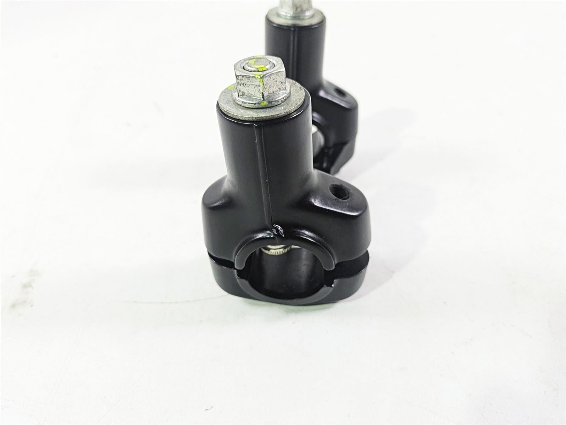 2015 Ducati Hypermotard 821 SP Handlebar Risers Holder Set 36011431AA {{ shop.shopifyCountryName }} - Mototech271