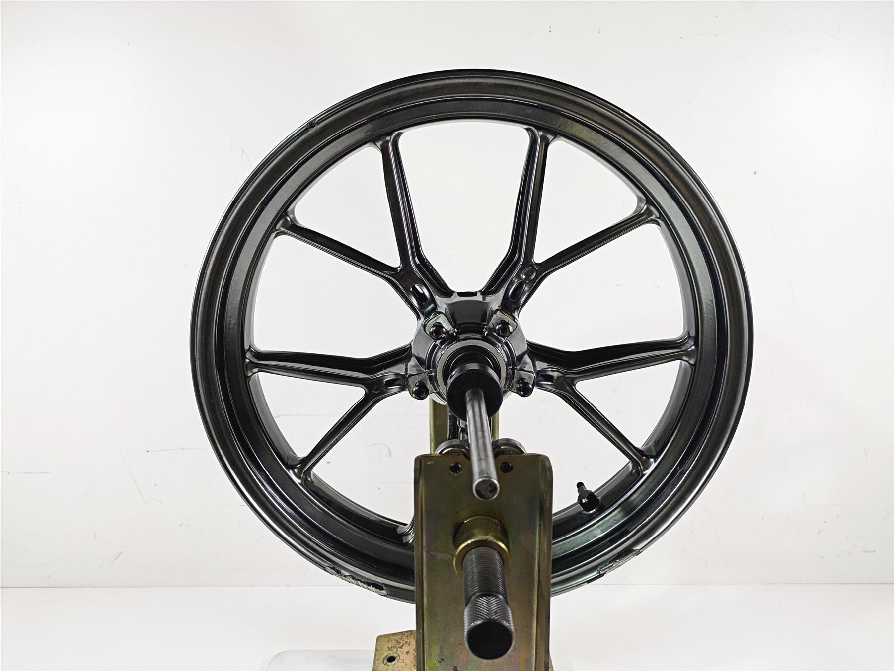 2010 Ducati Streetfighter 1098 S 17x3.5 Front Wheel Cast - Runout 50121151AF {{ shop.shopifyCountryName }} - Mototech271