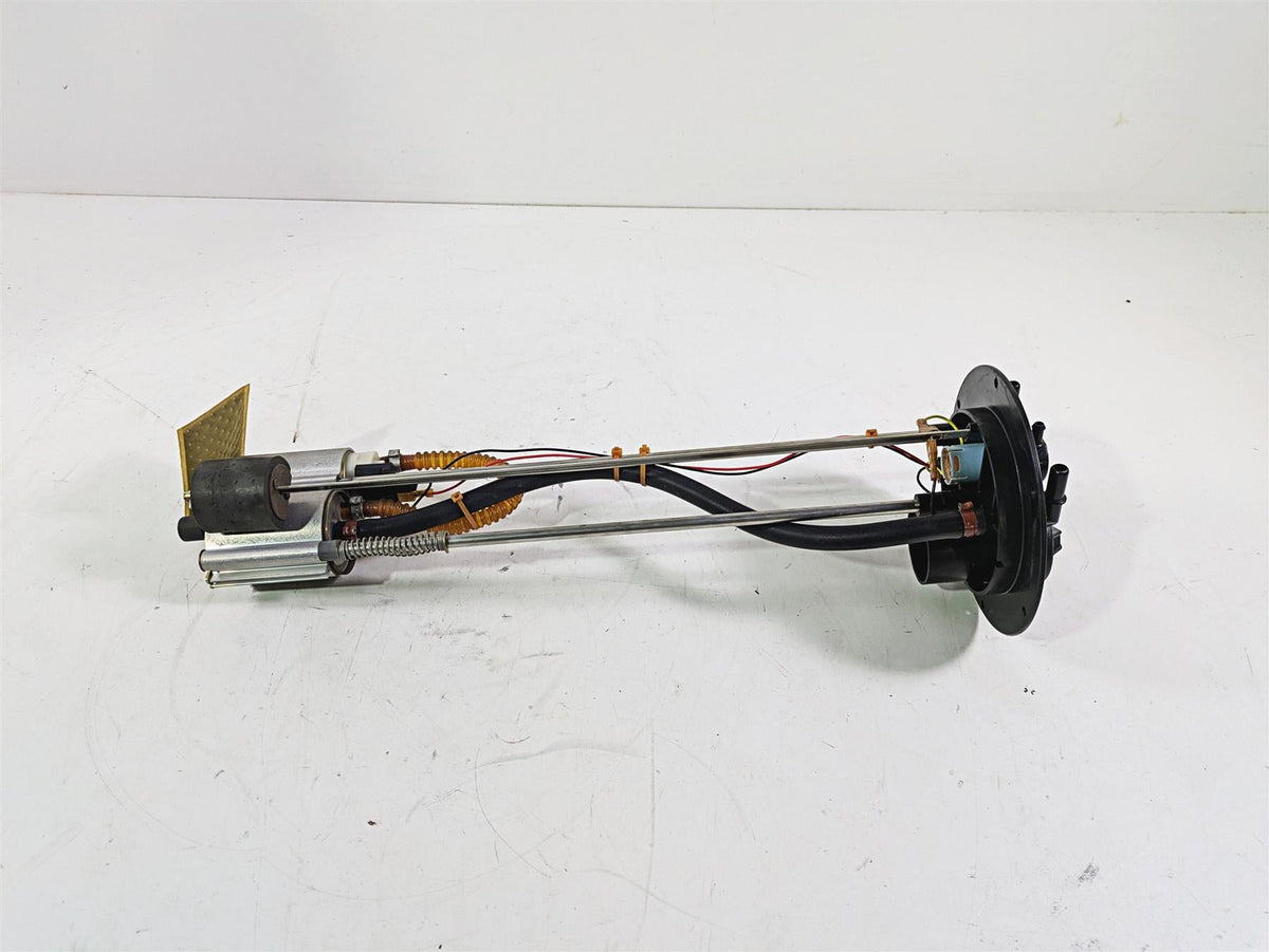 2006 Harley VRSCR Street V-Rod Fuel Gas Petrol Pump 75146-06 75272-06 {{ shop.shopifyCountryName }} - Mototech271