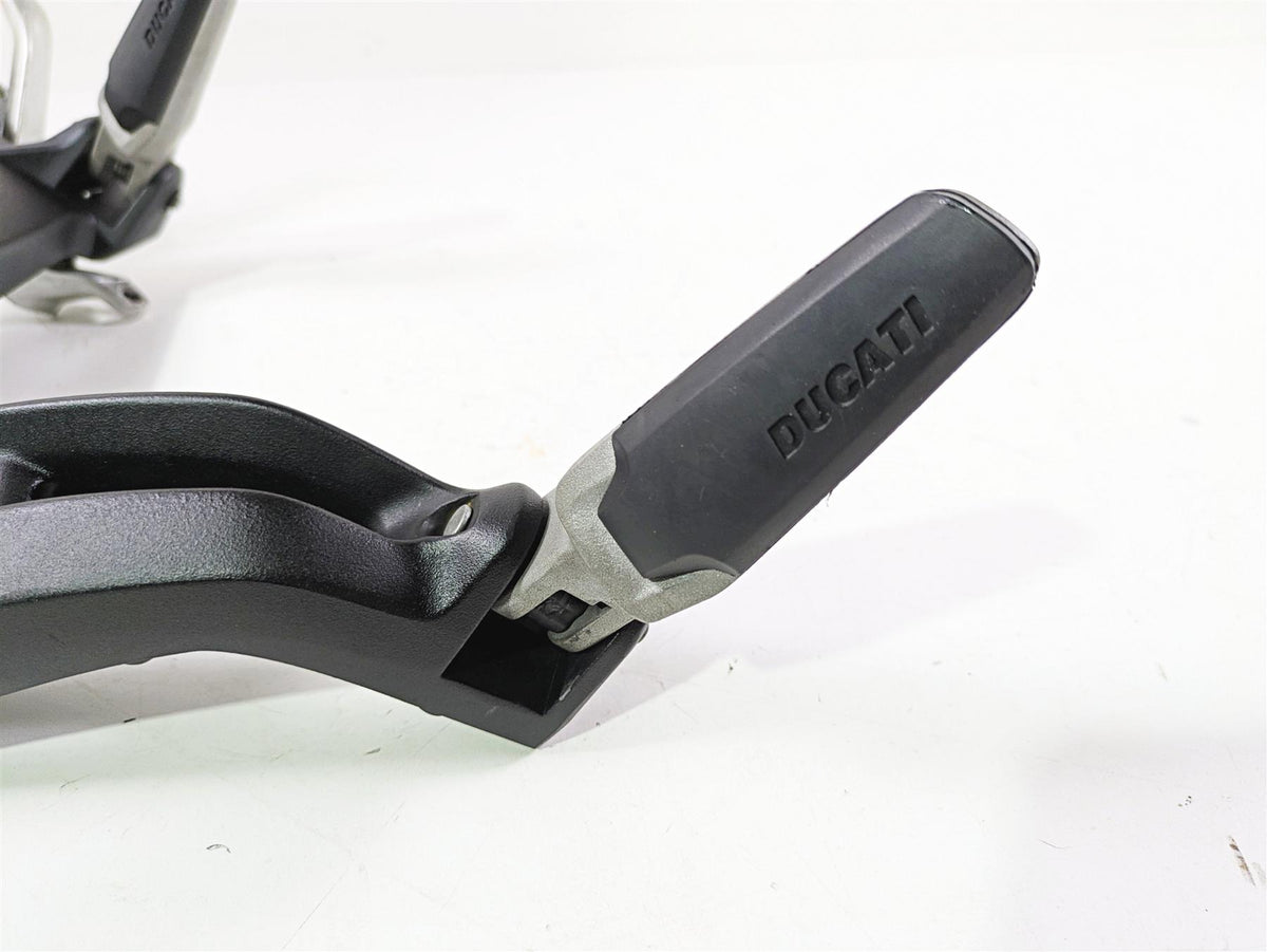 2016 Ducati Monster 1200 S Right Foot Peg & Brake Pedal Set 82412282BB 82432801A {{ shop.shopifyCountryName }} - Mototech271