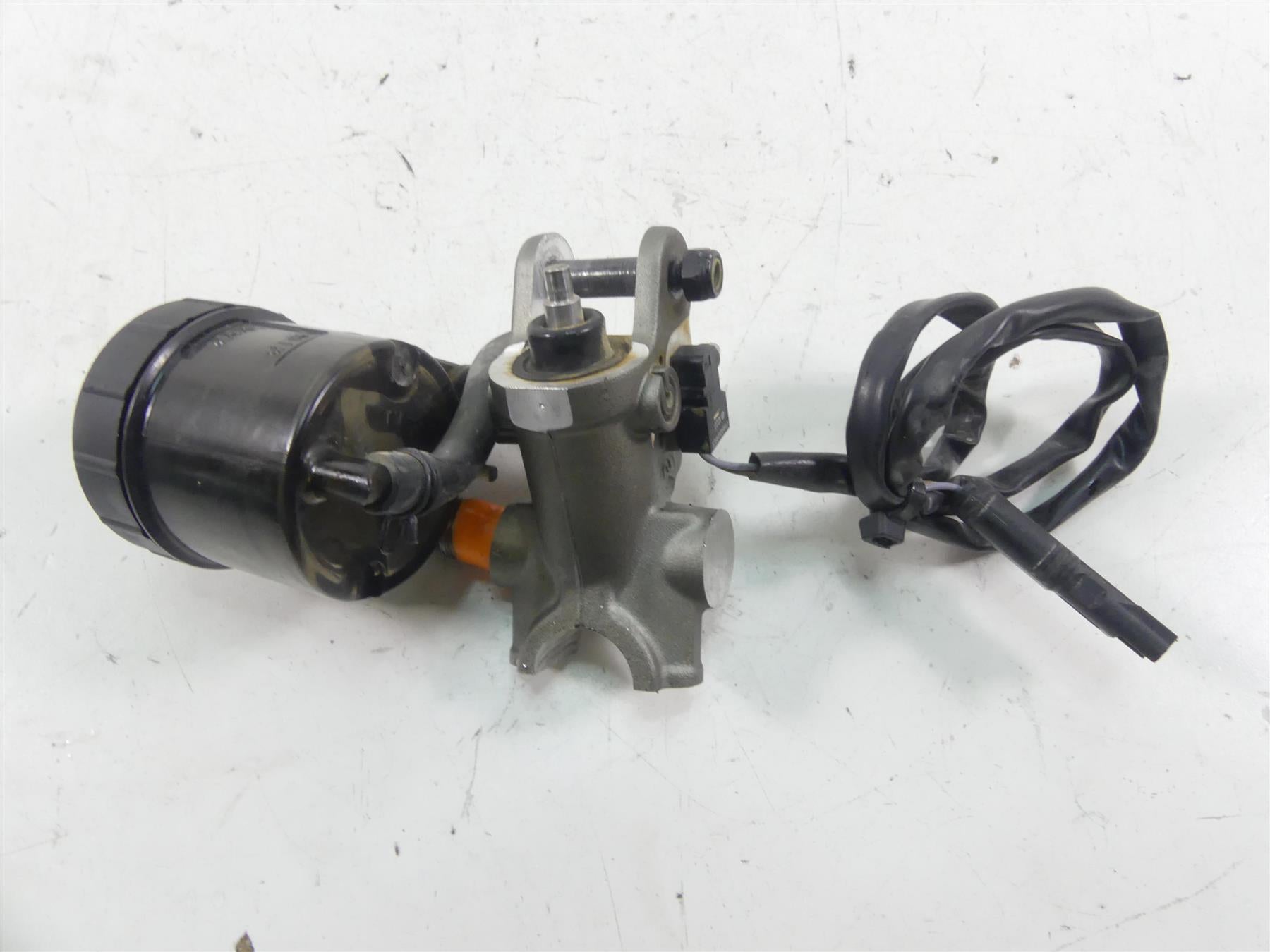 2020 Ducati Multistrada 1260 Enduro Front Radial Brake Master Cylinder 62440953B {{ shop.shopifyCountryName }} - Mototech271