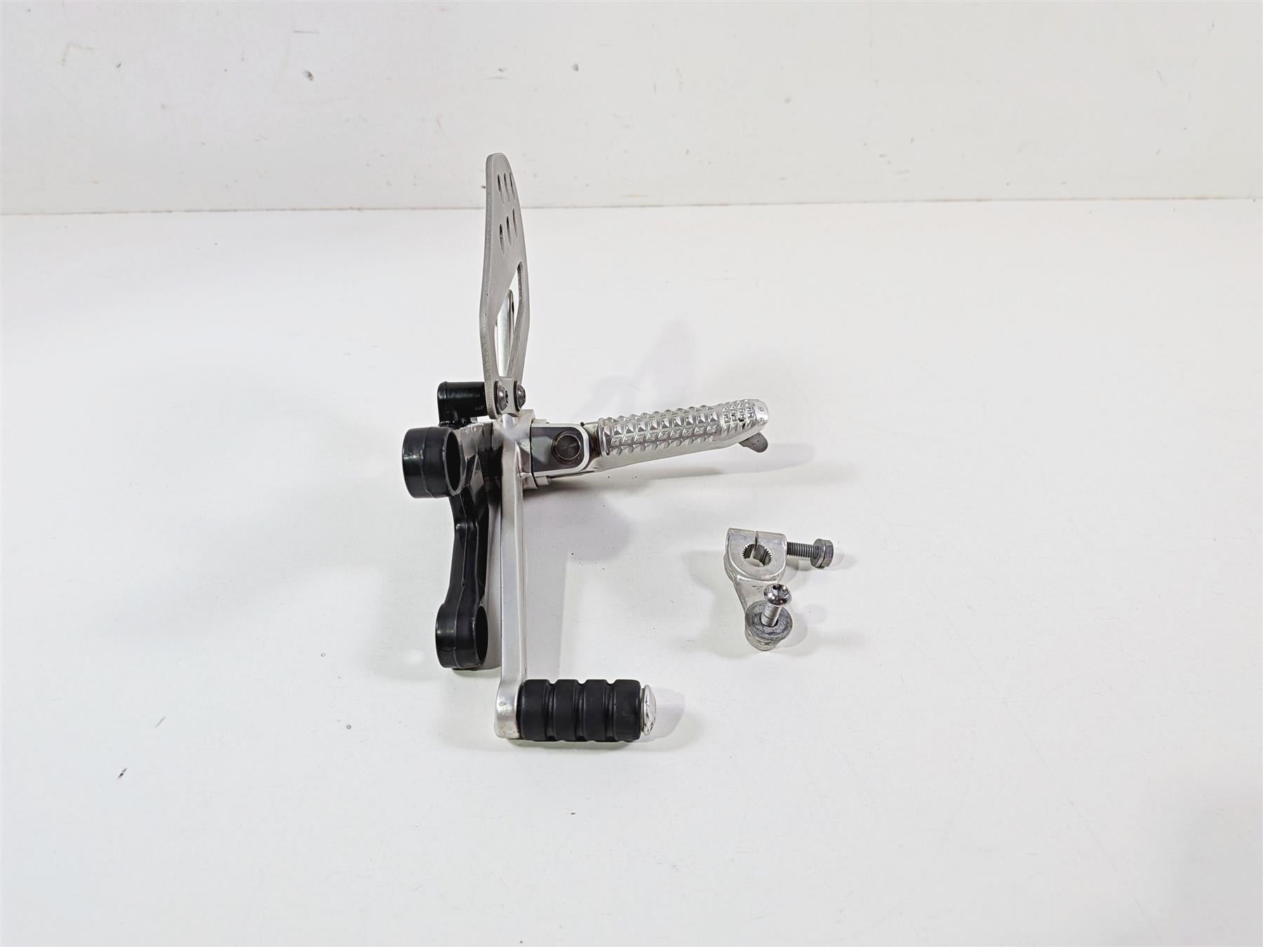 2014 BMW S1000RR K46 Left Front Foot Peg Set & Shifter Shift Lever 46717708573 {{ shop.shopifyCountryName }} - Mototech271