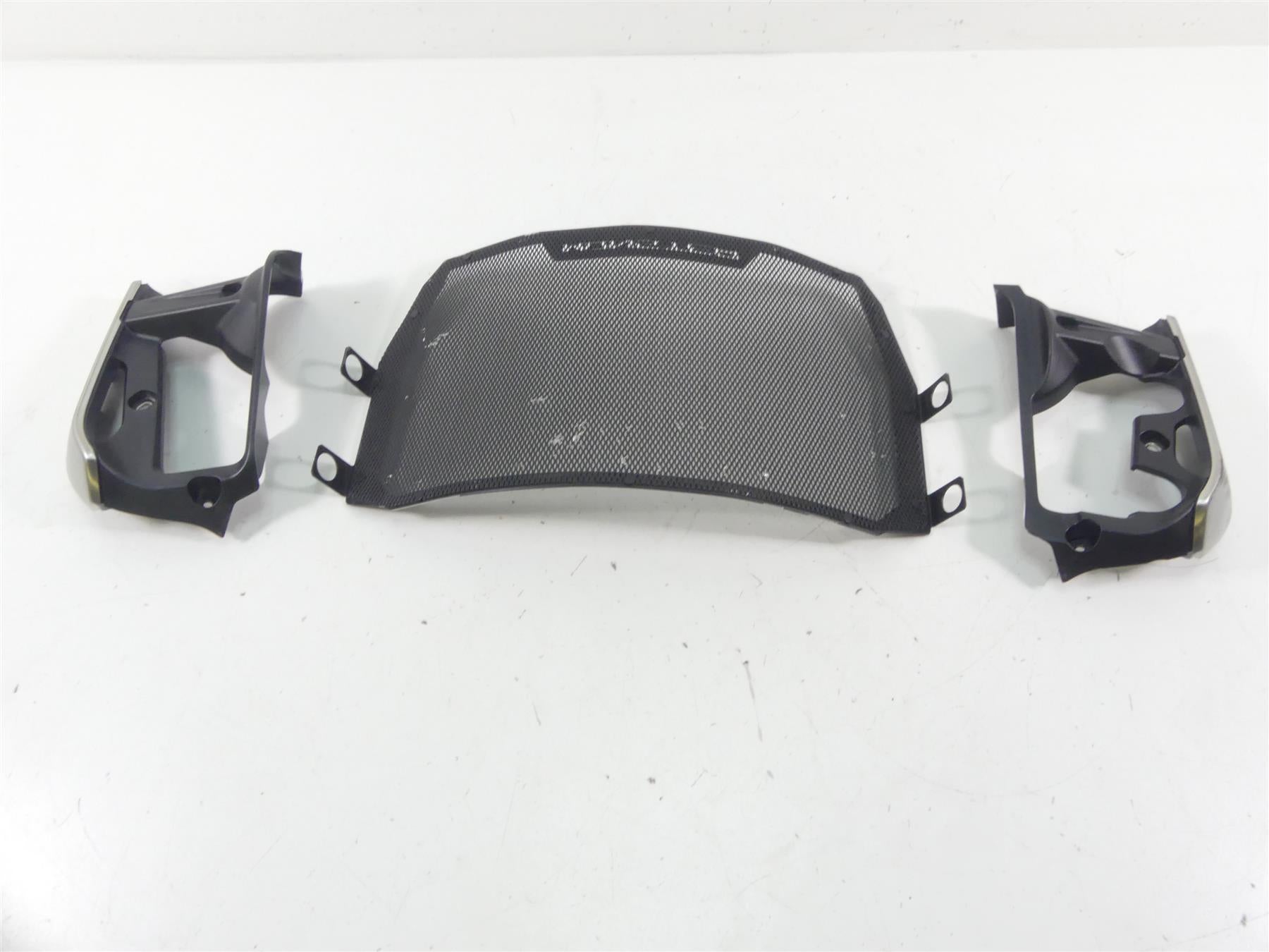 2015 Ducati Monster 1200 S Left Right Radiator Cooler Cover Guards Set 48016211B {{ shop.shopifyCountryName }} - Mototech271