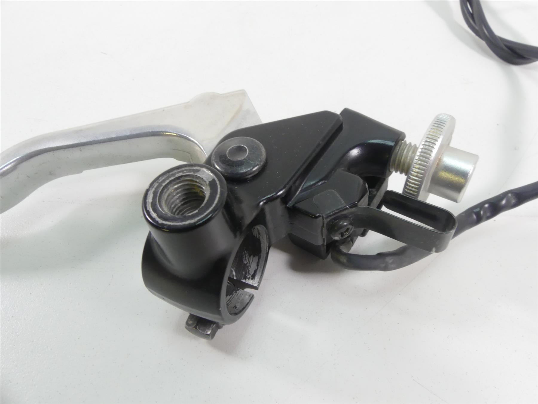2019 Aprilia Tuono V4 RR Factory Clutch Perch & Lever Set 2B003553 {{ shop.shopifyCountryName }} - Mototech271