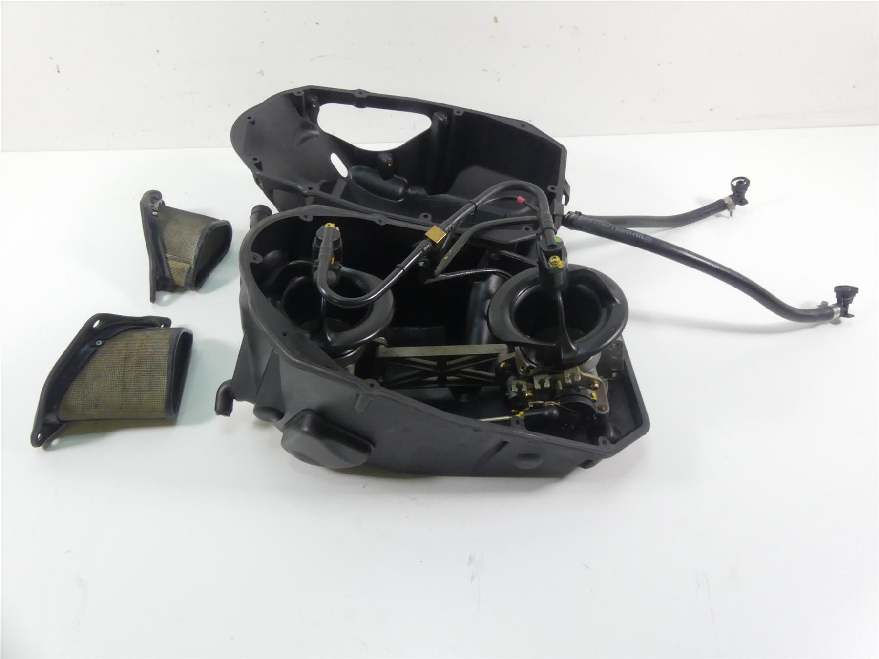 2004 Ducati 999 SBK Air Filter Breather Box Throttle Body Bodies Set 28240541A {{ shop.shopifyCountryName }} - Mototech271