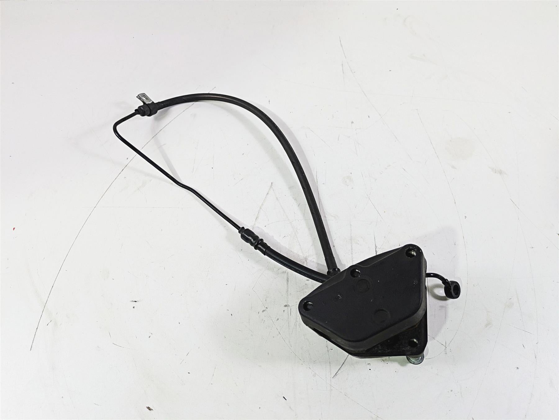 2002 Harley Dyna FXDL Low Rider Front Brake Caliper 44046-00D {{ shop.shopifyCountryName }} - Mototech271