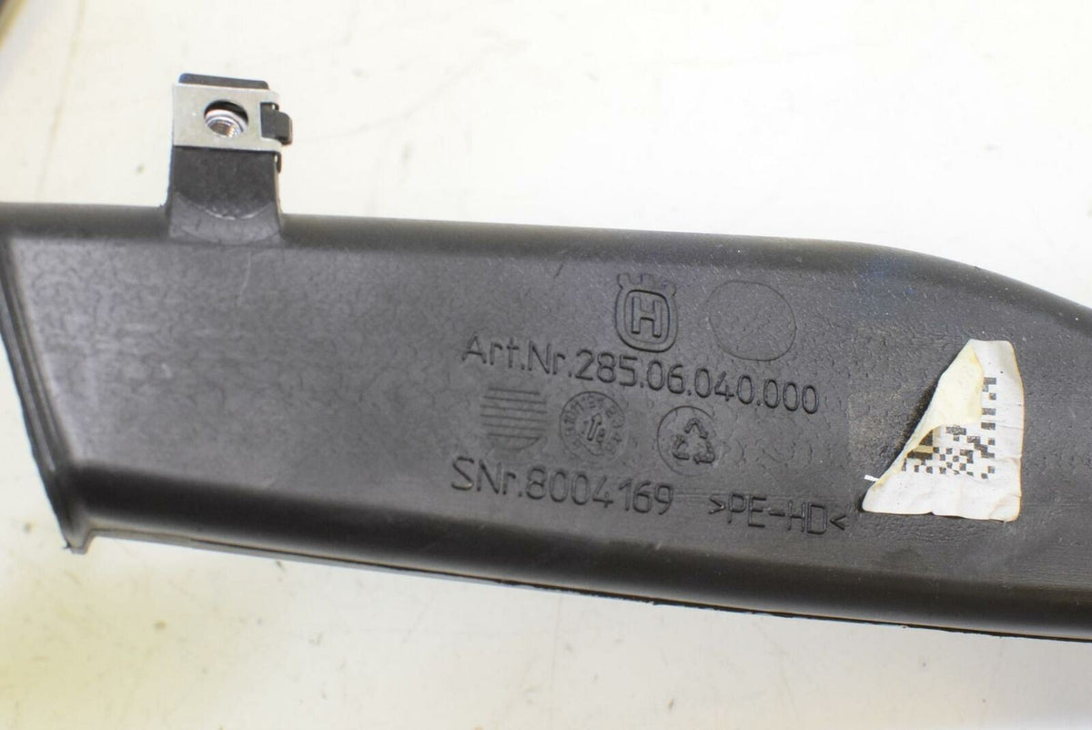 2018 Husqvarna 401 Vitpilen Air Cleaner Breather Filter Box Manifold 93306101033 {{ shop.shopifyCountryName }} - Mototech271
