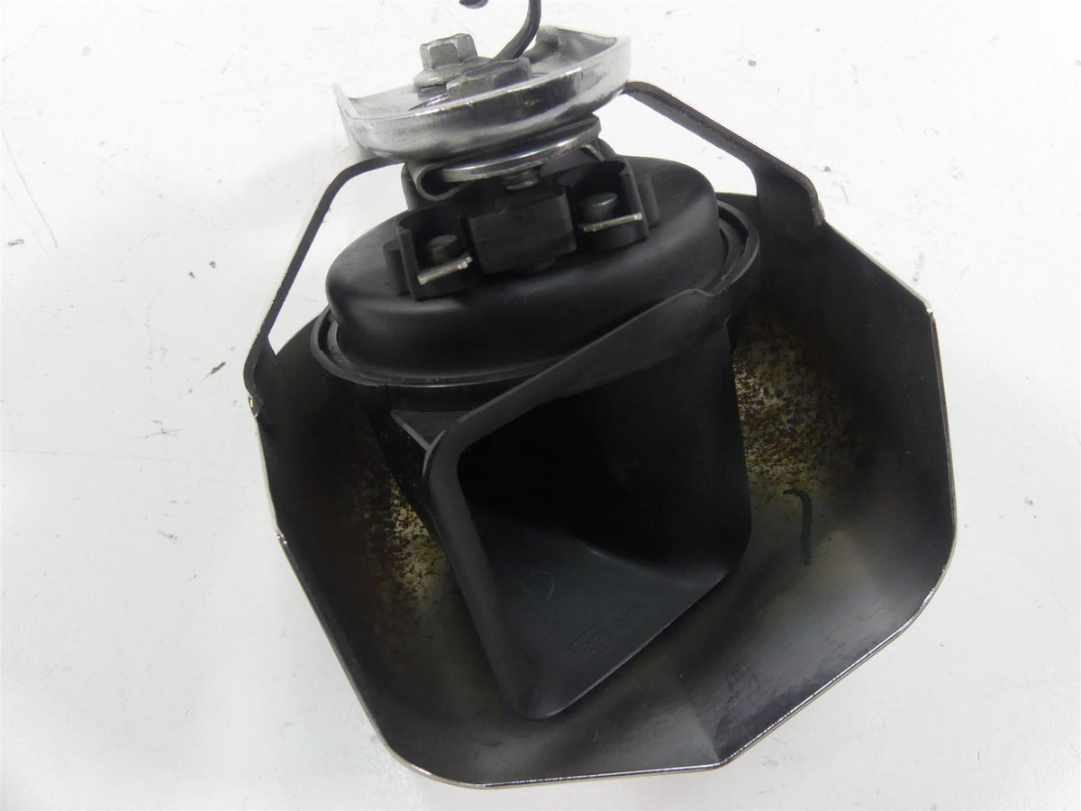 2012 Harley Touring FLHTP Electra Glide Horn & Chrome Cover 61300478A {{ shop.shopifyCountryName }} - Mototech271