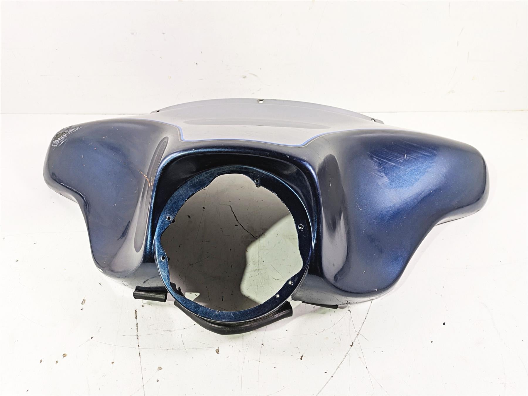 2003 Harley Touring FLHTCUI E-Glide 100th Front Outer Fairing - Read 58236-96