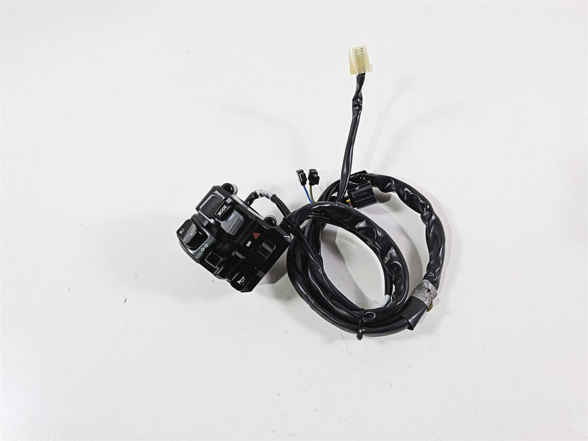 2022 Yamaha YZF R1 R1M RN65 Left Hand Mode Light Control Switch B3L-83969-01-00-Mototech271