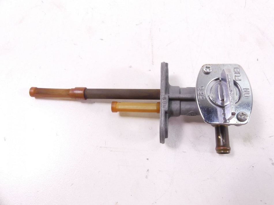 2001 Kawasaki VN1500 Vulcan C Fuel Gas Petrol Valve Petcock 51023-1226 {{ shop.shopifyCountryName }} - Mototech271