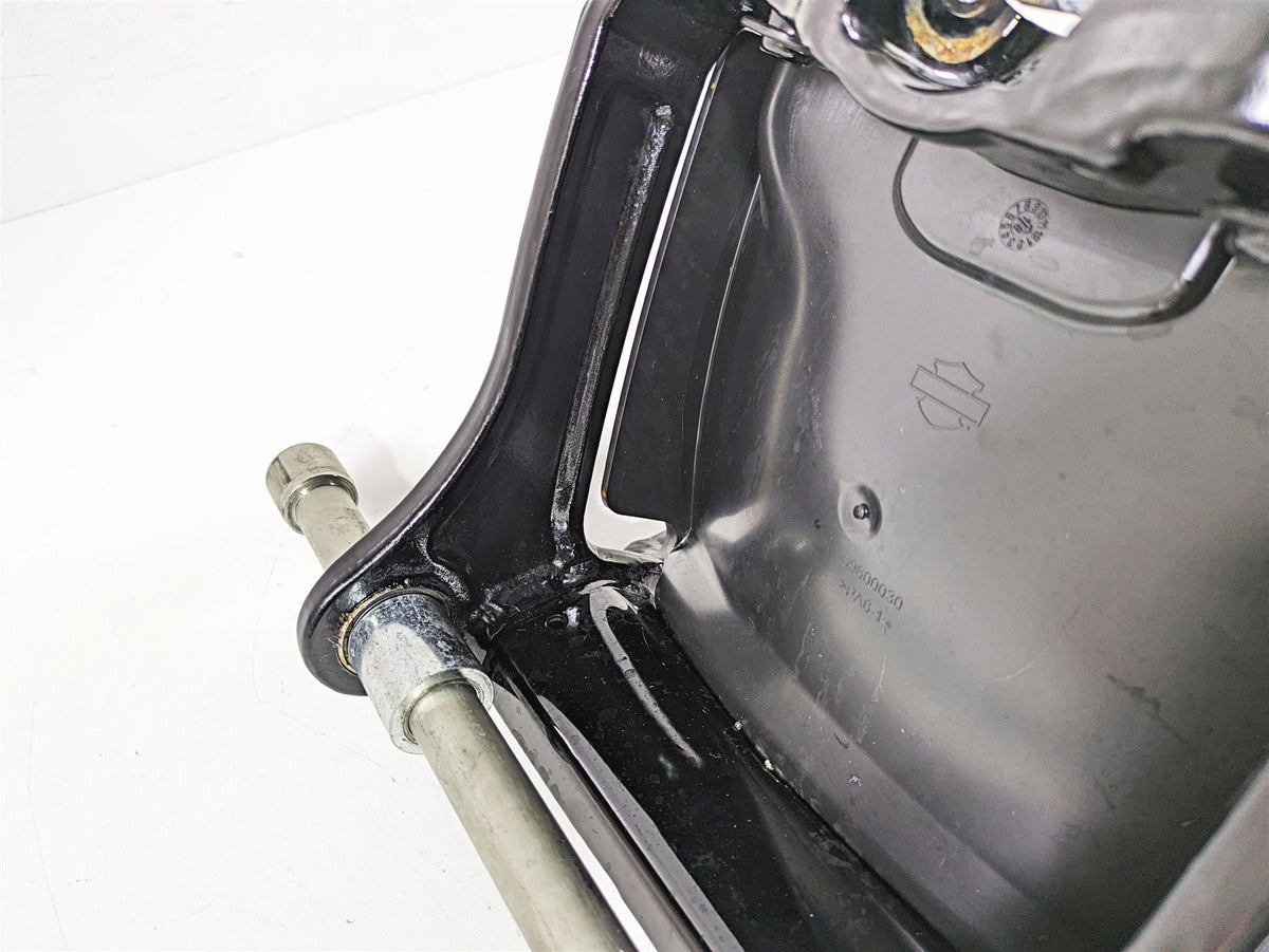 2019 Harley FLHCS Softail Heritage Rear Swingarm + Guards & Axle 47400099BHP {{ shop.shopifyCountryName }} - Mototech271