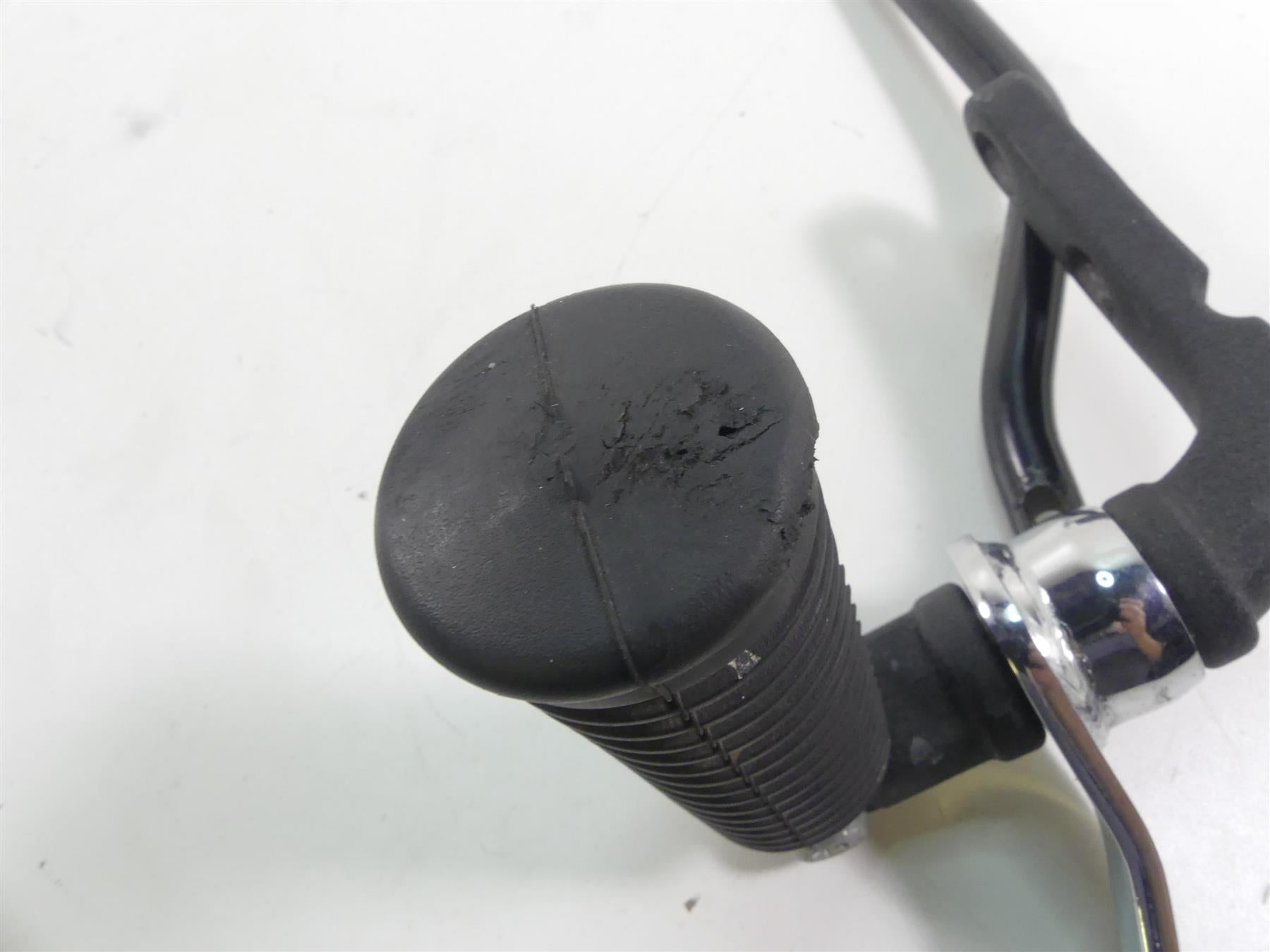 2014 Harley Dyna FXDF Fat Bob Right Forward Foot Control Set 42481-03A {{ shop.shopifyCountryName }} - Mototech271