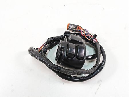 2006 Harley Touring FLHXI Street Glide Right Hand Control Switch - Read 71553-96 {{ shop.shopifyCountryName }} - Mototech271