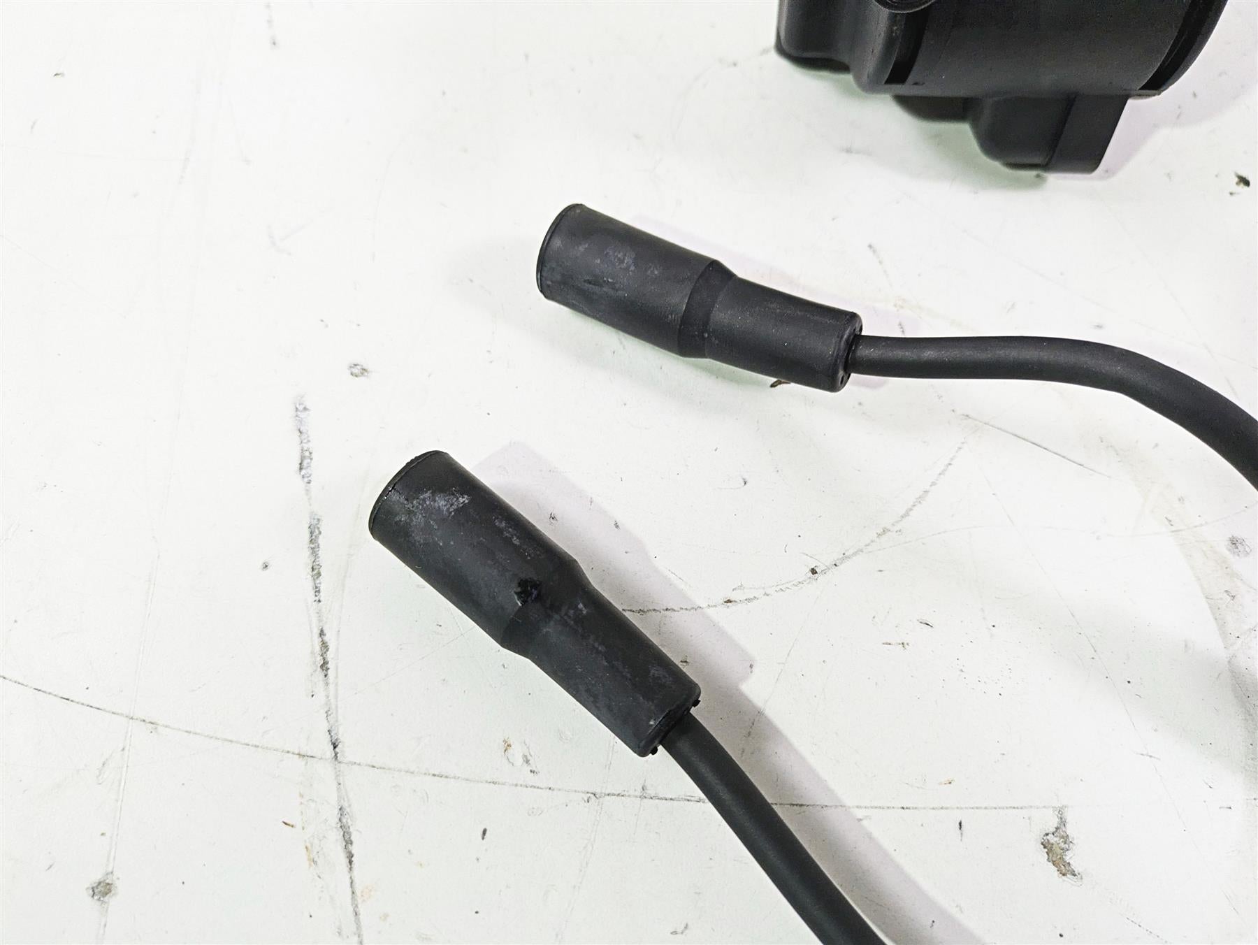 2007 Harley FXDWG Dyna Wide Glide Delphi Ignition Coil & Wires Set 31743-01 {{ shop.shopifyCountryName }} - Mototech271