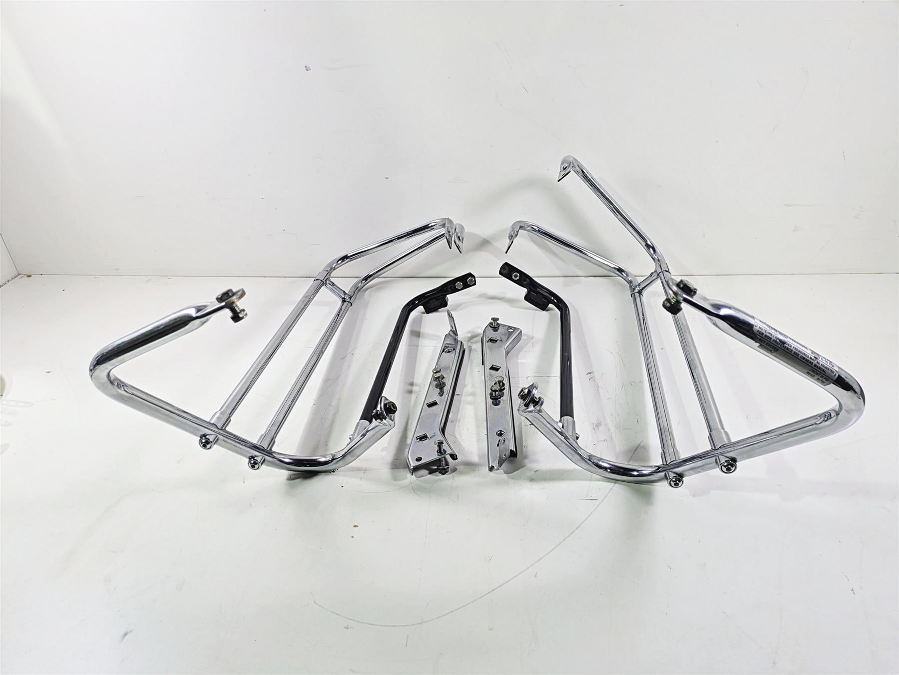 1996 Harley Touring FLHTCUI Electra Glide Saddlebag Guard Set 49202-93 49203-93 {{ shop.shopifyCountryName }} - Mototech271