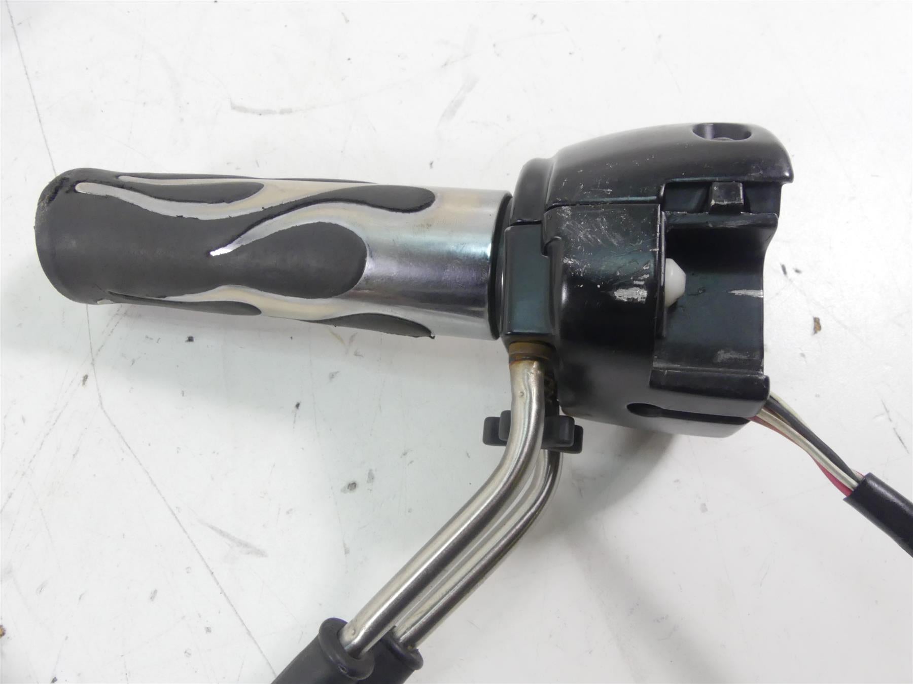 2014 Harley Sportster XL1200 C Right Hand Start Kill Control Switch 72948-12 {{ shop.shopifyCountryName }} - Mototech271