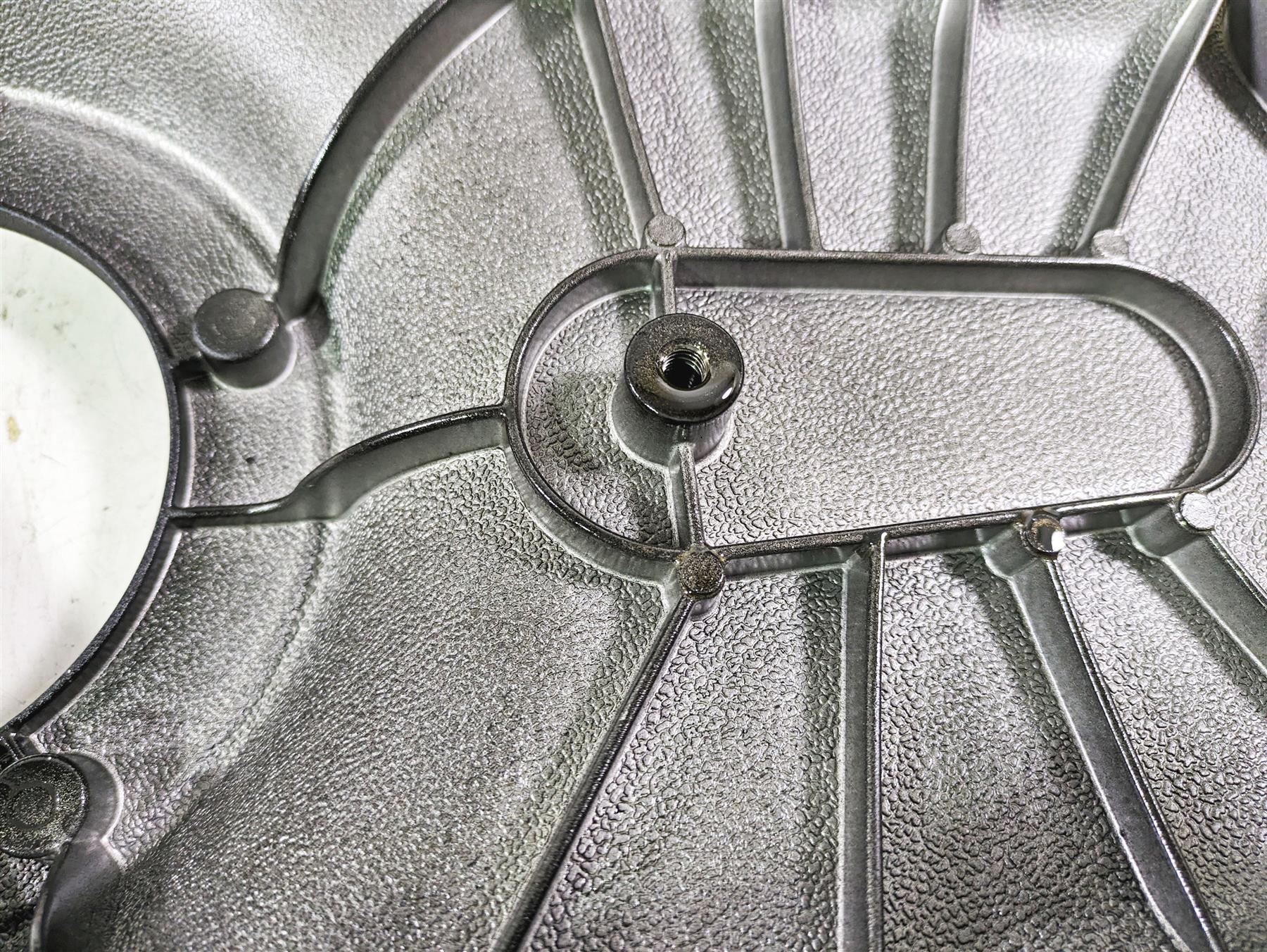 2013 Harley FXDWG Dyna Wide Glide Outer Primary Drive Clutch Cover 60784-06A {{ shop.shopifyCountryName }} - Mototech271