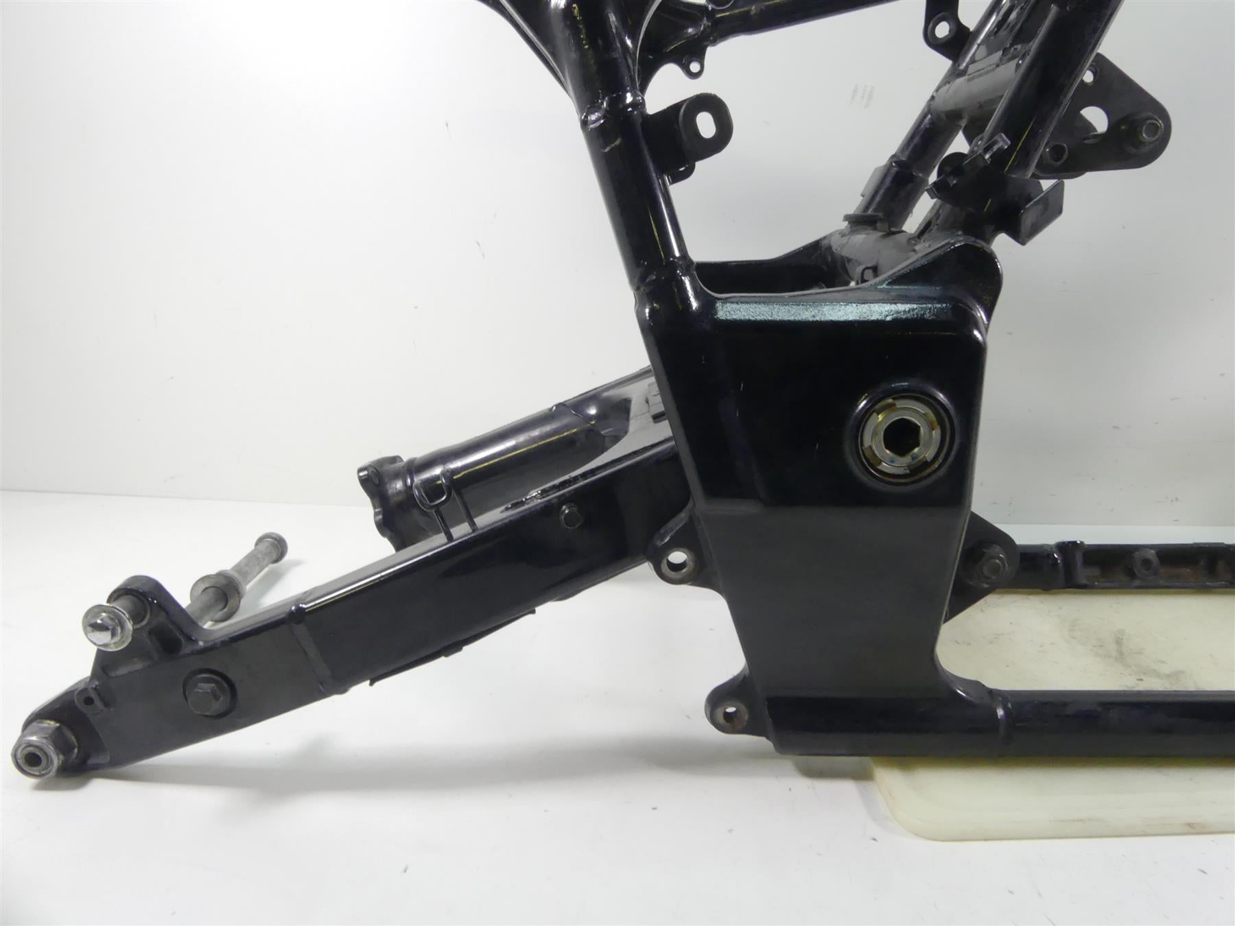 2005 Honda V-Twin VTX1800 S3 Straight Main Frame Chassis Swingarm + Clean Texas Title - 50100-MCV-R10 {{ shop.shopifyCountryName }} - Mototech271
