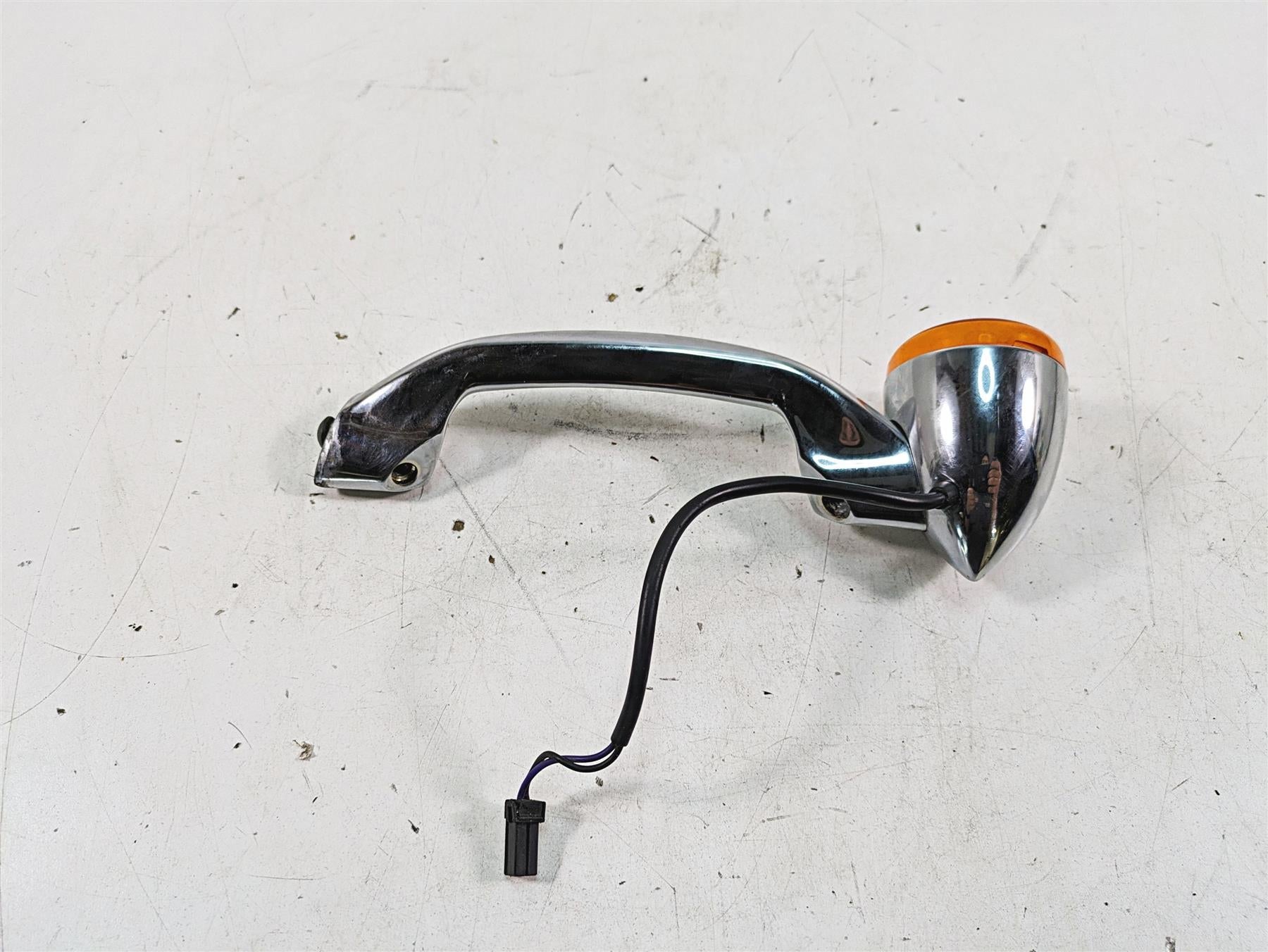 2006 Harley FLSTI Softail Heritage Rear Turn Signal Bar Set - Read 68510-74C {{ shop.shopifyCountryName }} - Mototech271