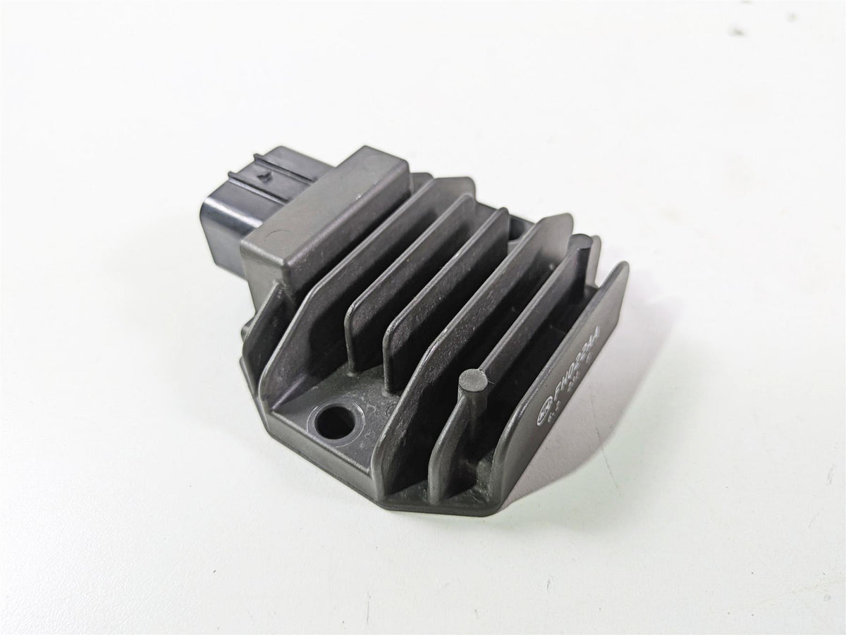 2017 KTM 1290 Super Duke GT Rectifier Voltage Regulator FH022AA 60311034000 {{ shop.shopifyCountryName }} - Mototech271