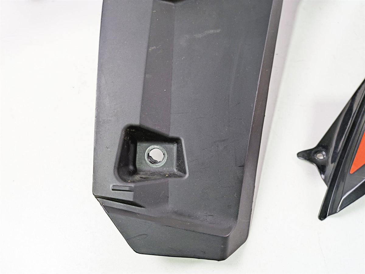 2020 KTM 1290 Super Adventure R Right Tank Fairing Cover Set 60708051000 {{ shop.shopifyCountryName }} - Mototech271