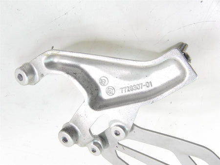 2018 BMW S1000RR K46 Left Front Foot Peg Footpeg Set & Shifter Lever 46717728307 {{ shop.shopifyCountryName }} - Mototech271
