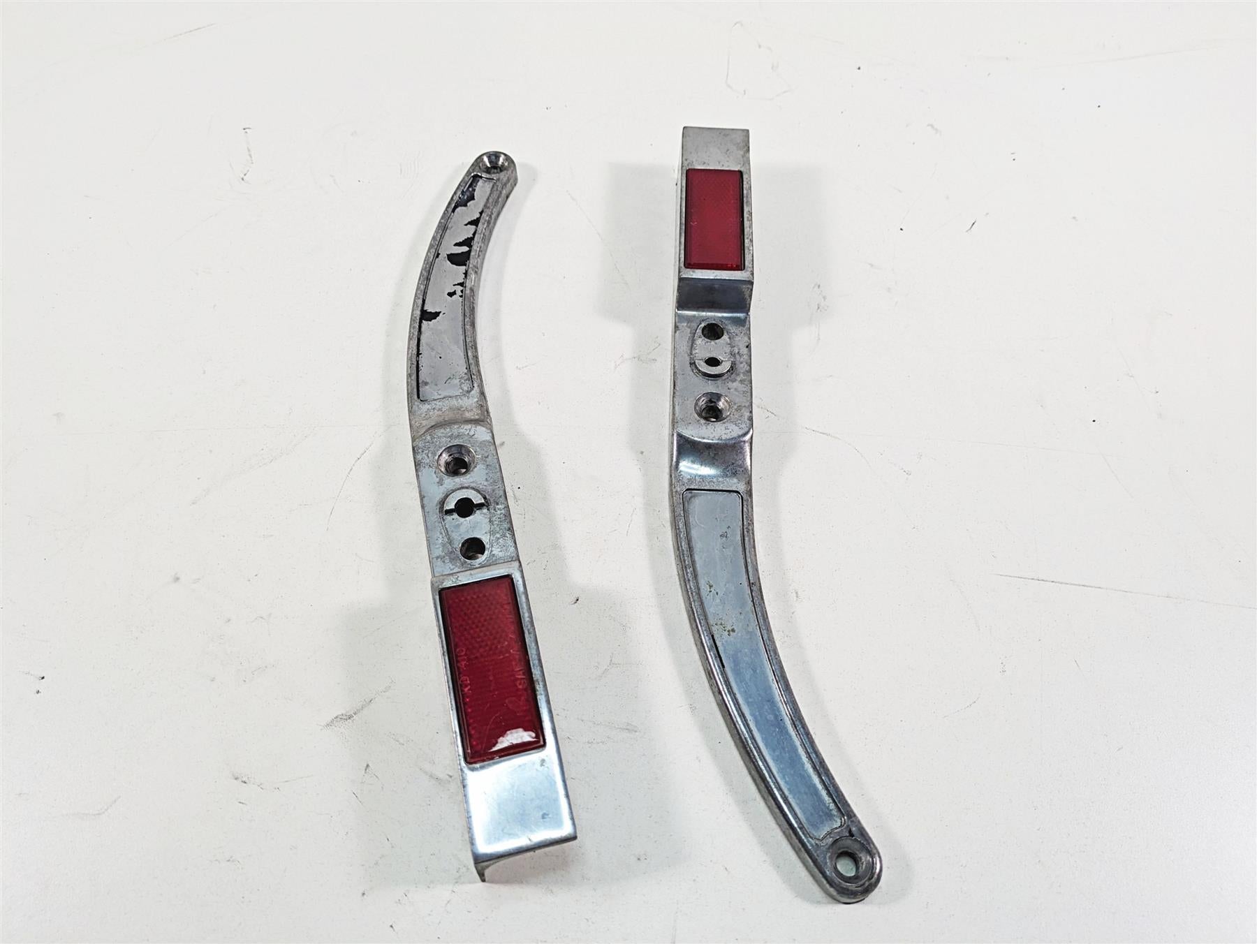 1986 Harley Sportster XLH 883 Rear Fender Frame Struts Set 59952-81 59953-81 {{ shop.shopifyCountryName }} - Mototech271