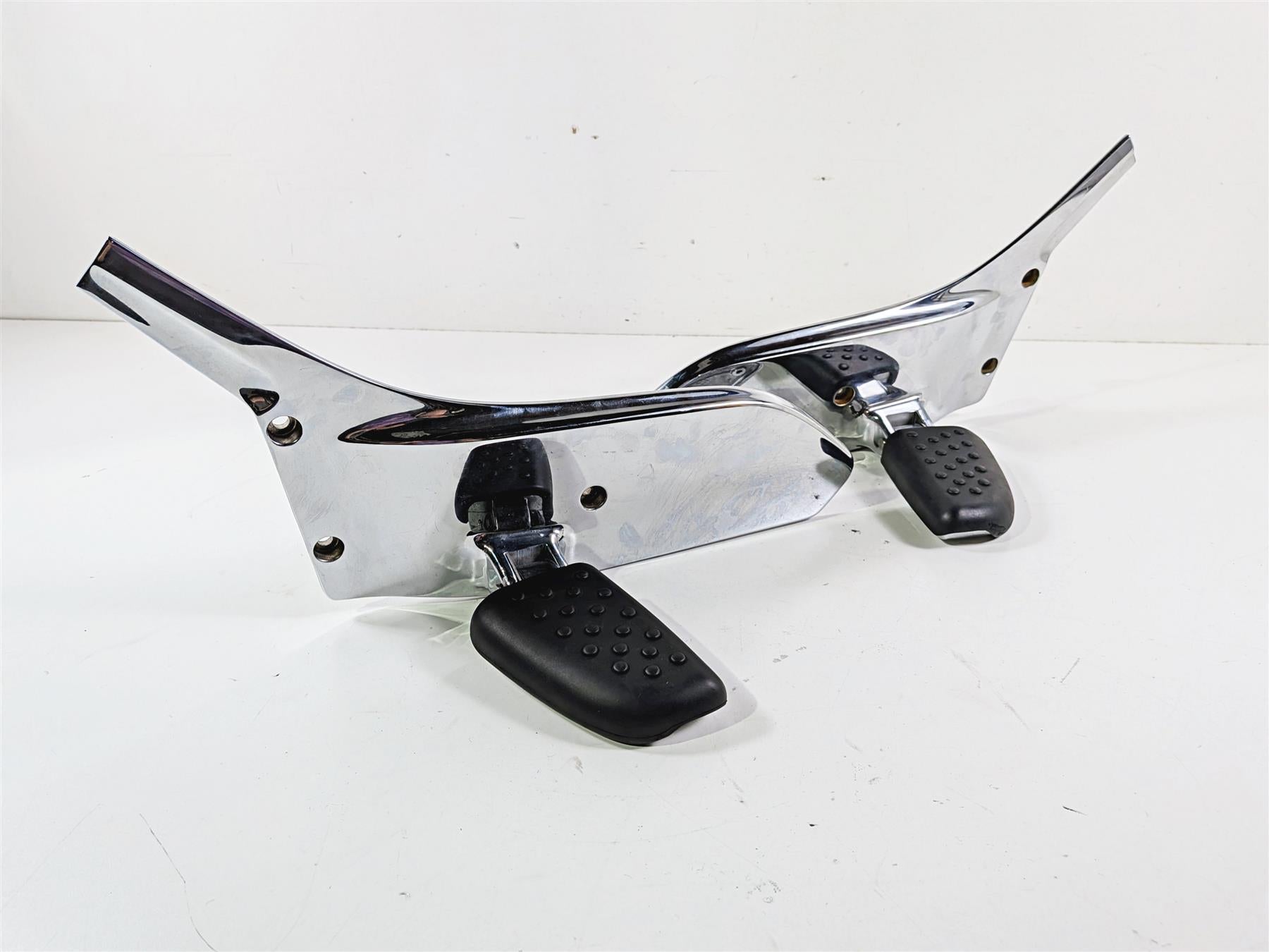 2002 BMW K1200LT 89V3 Rear Chrome Passenger Footpeg Foot Rest 2332328 2332327