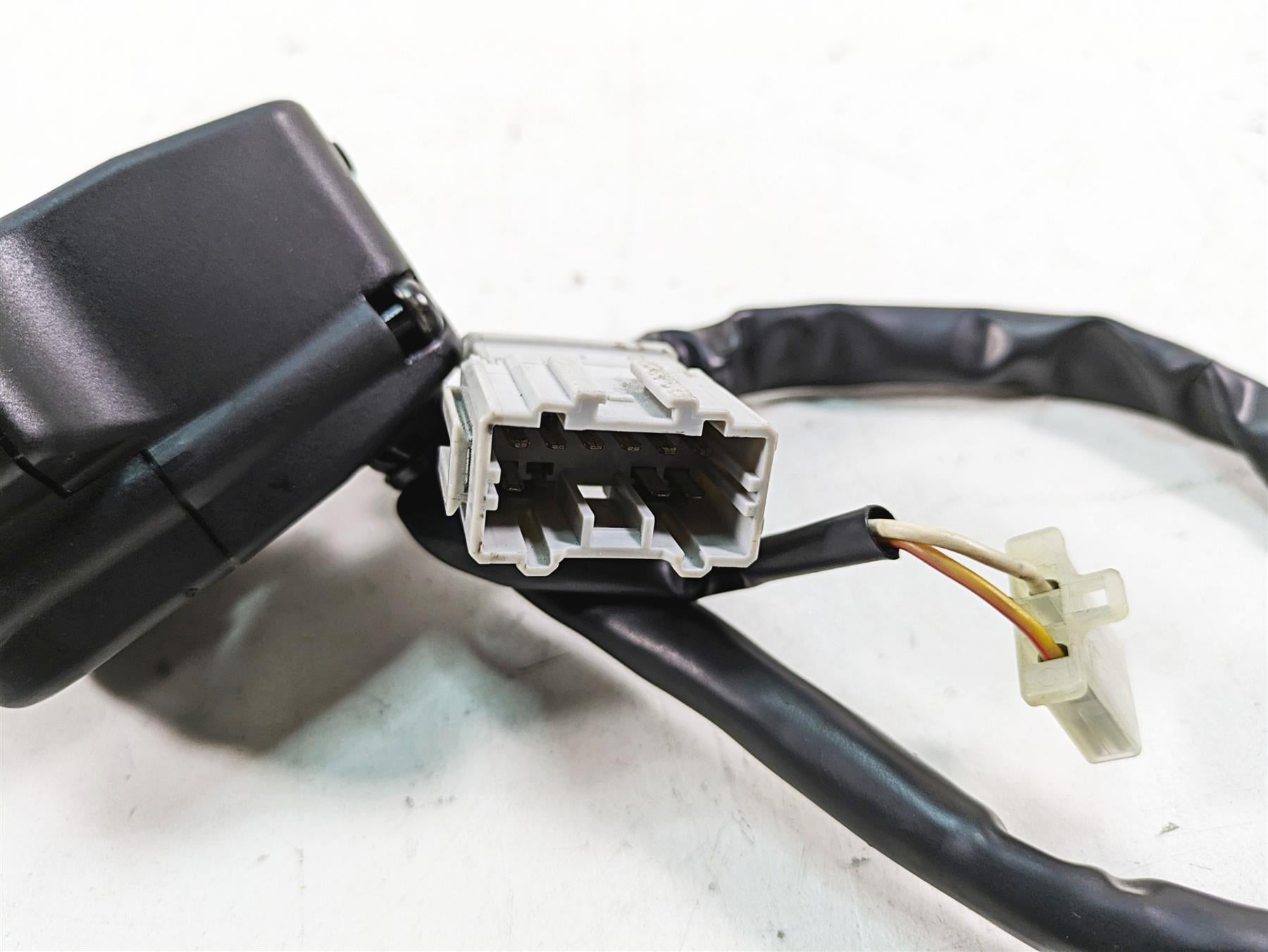 2013 MV Agusta F3 675 ERA Left Hand Turn Signal Control Switch - Read 8000B4567 {{ shop.shopifyCountryName }} - Mototech271