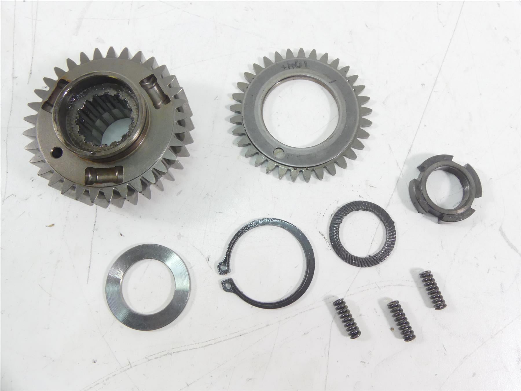 2015 Ducati Diavel Carbon Red Primary Drive Crankshaft Gears Set 17021251A {{ shop.shopifyCountryName }} - Mototech271