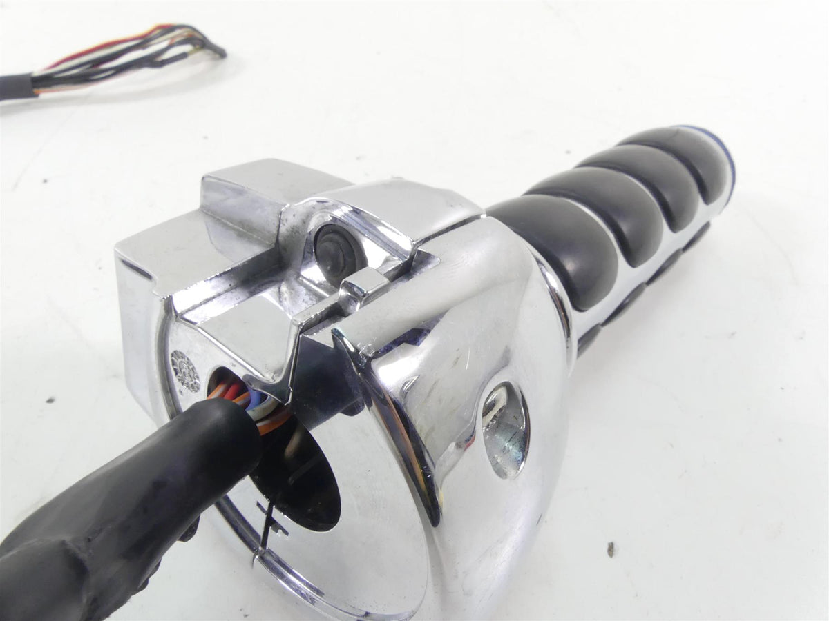 2002 Harley Touring FLHRCI Road King Chrome Hand Control Switch Set 71590-96 {{ shop.shopifyCountryName }} - Mototech271