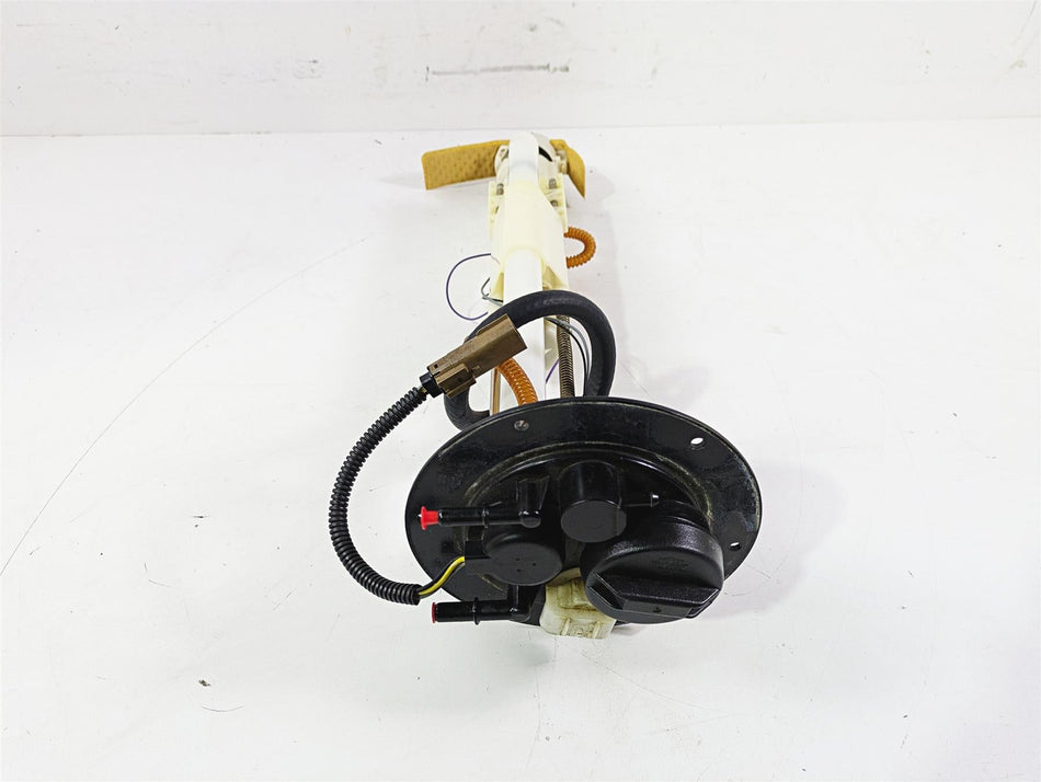 2010 Harley VRSCF Muscle Rod Fuel Gas Petrol Pump - Tested 75310-07 {{ shop.shopifyCountryName }} - Mototech271