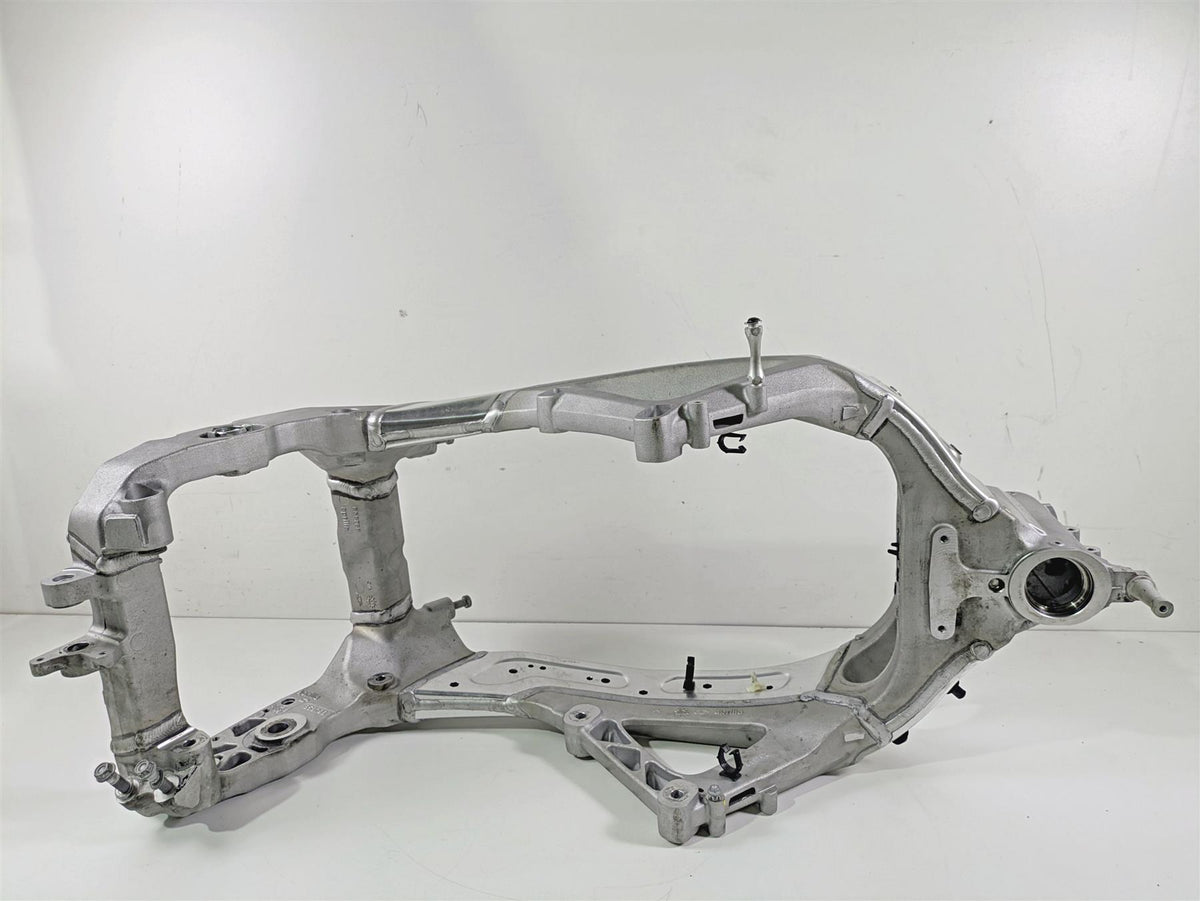 2017 Aprilia RSV 1100 Tuono V4 Factory Straight Main Frame Chassis With Salvage Tennessee Title 896962 {{ shop.shopifyCountryName }} - Mototech271