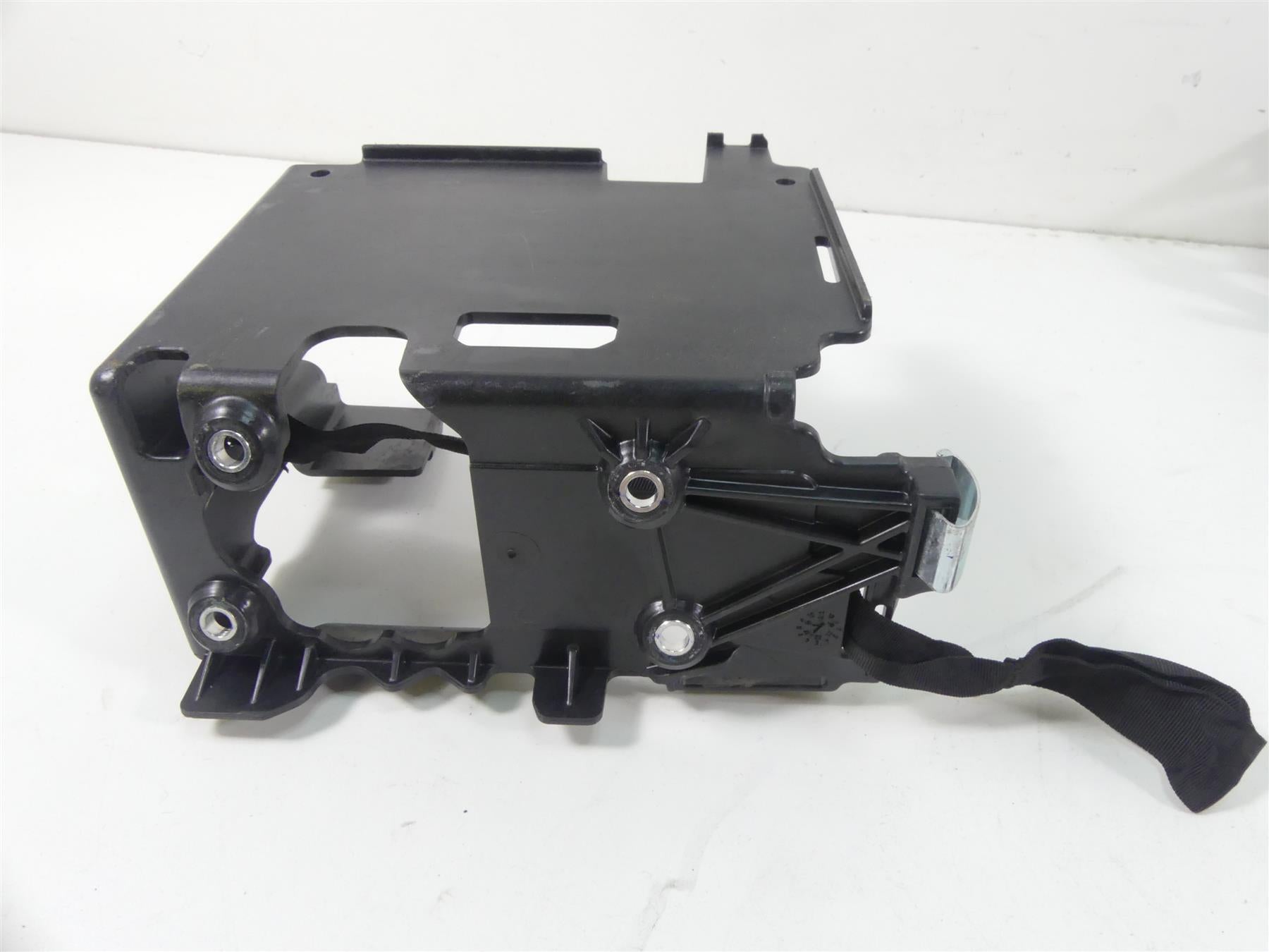 2019 Harley FLHC Softail Heritage Electrical Battery Holder Stay Set 69201632 {{ shop.shopifyCountryName }} - Mototech271