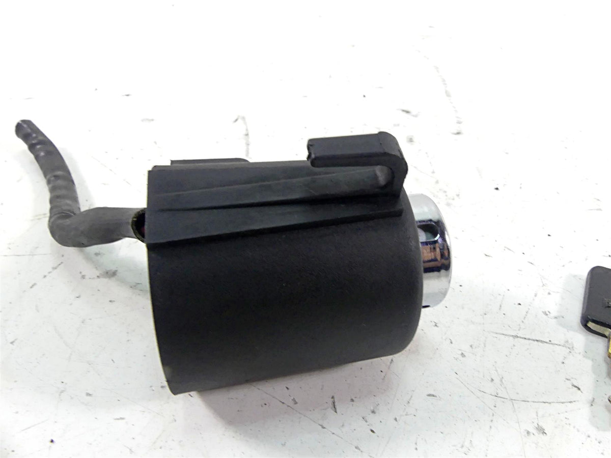 1997 Harley Sportster XL1200 C Ignition Switch & Lock + Key Set 71441-94 {{ shop.shopifyCountryName }} - Mototech271