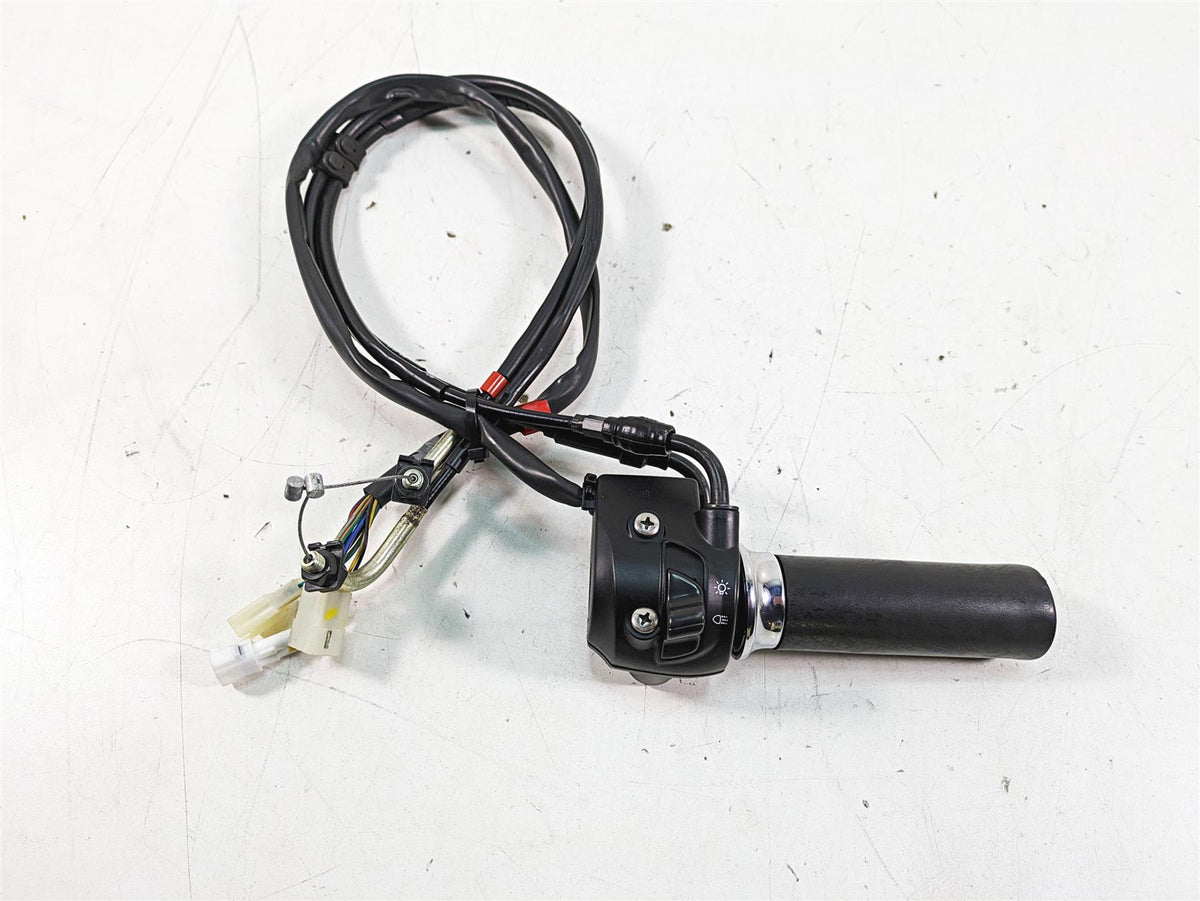 2014 Moto Guzzi California 1400 T Right Cruise Control Throttle Switch B063030 {{ shop.shopifyCountryName }} - Mototech271
