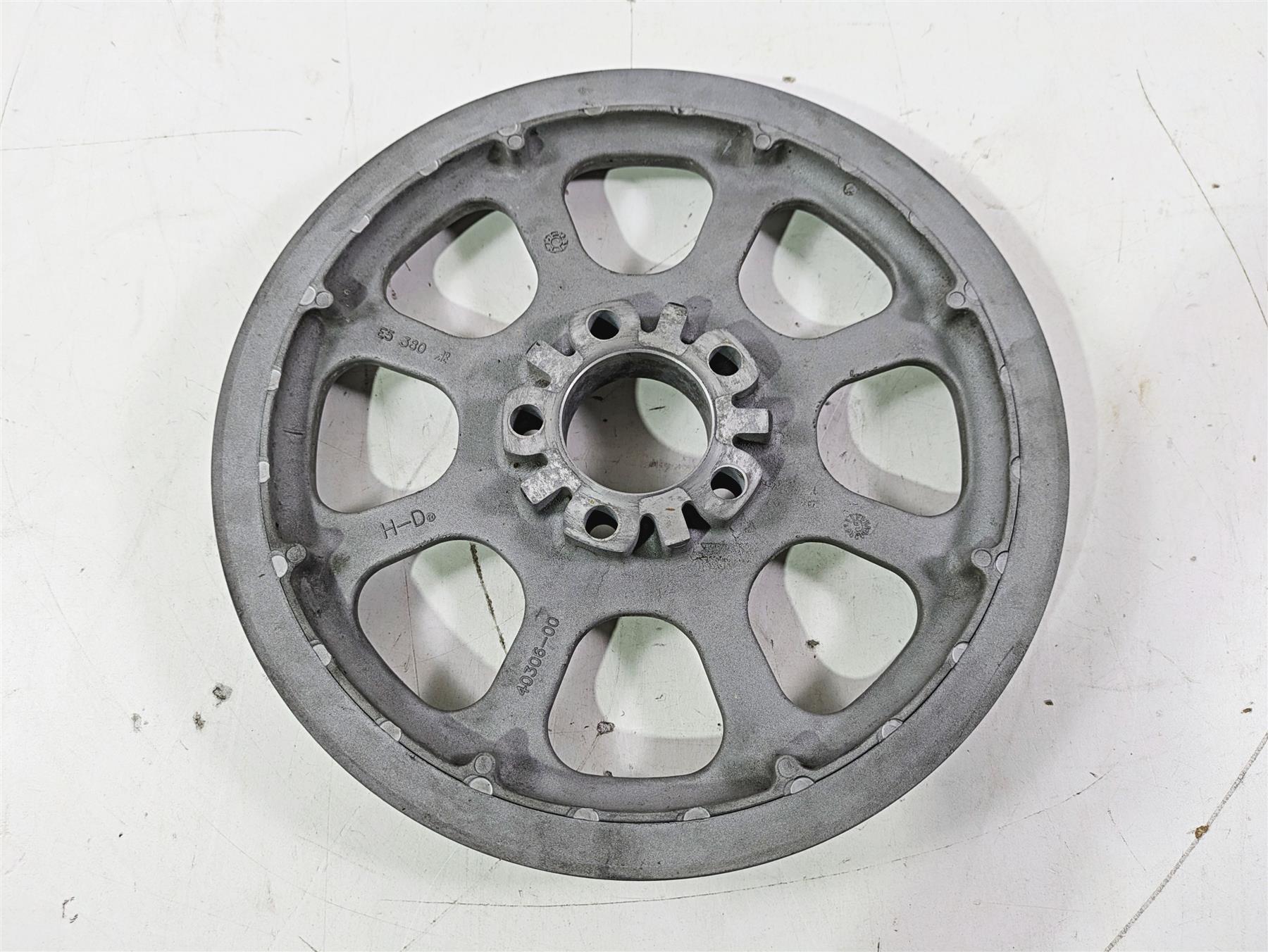 2004 Harley Softail FLSTF Fat Boy Rear Drive Belt Pulley 70T 1 1/8" 40306-00 {{ shop.shopifyCountryName }} - Mototech271