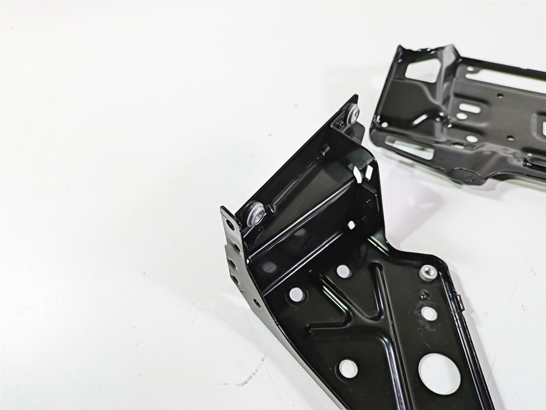 2017 Harley Touring FLHTKSE CVO E-Glide Front Fairing Support Mount Set 57000169 {{ shop.shopifyCountryName }} - Mototech271