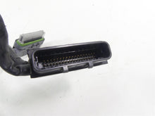Load image into Gallery viewer, 2004 Harley FXDWGI Dyna Wide Glide Vance Hines Fuelpak Injection Module 61005B
