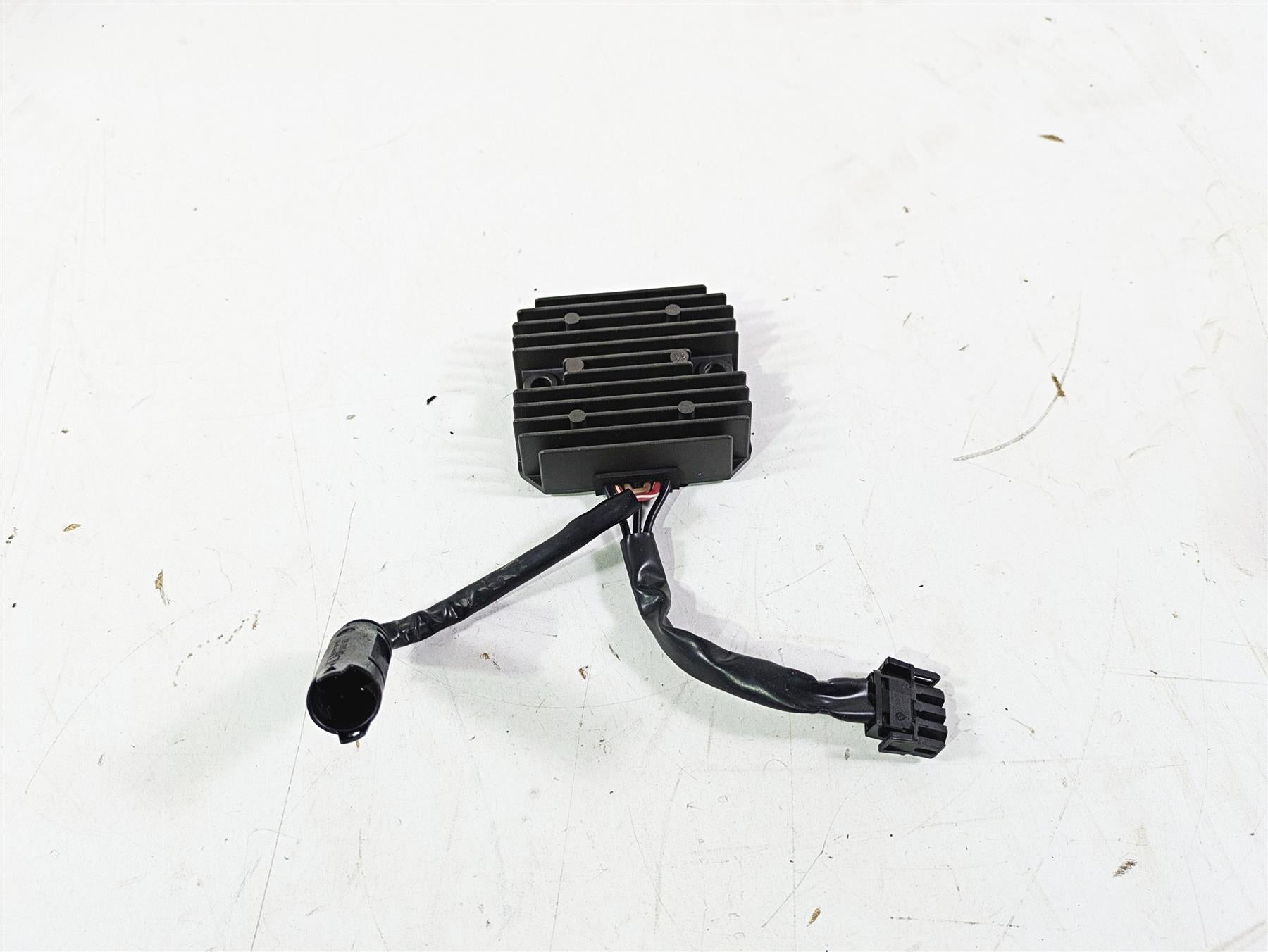 2017 BMW F800GS Adv K75 Rectifier Voltage Regulator SH541SD 61317707943 {{ shop.shopifyCountryName }} - Mototech271