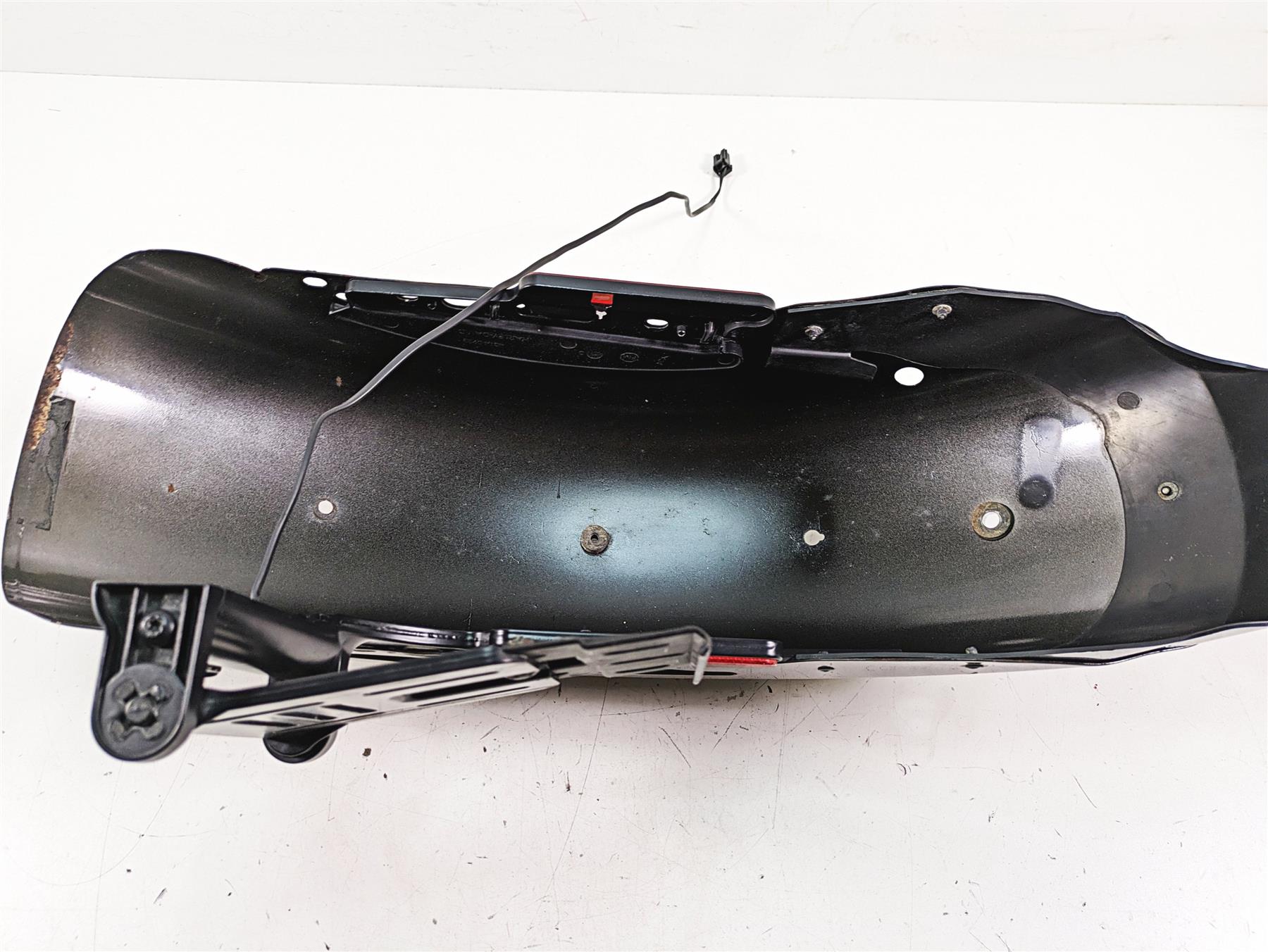 2019 Harley XL883N Sportster Iron Rear Fender & Side Plate Holder 59865-10 {{ shop.shopifyCountryName }} - Mototech271