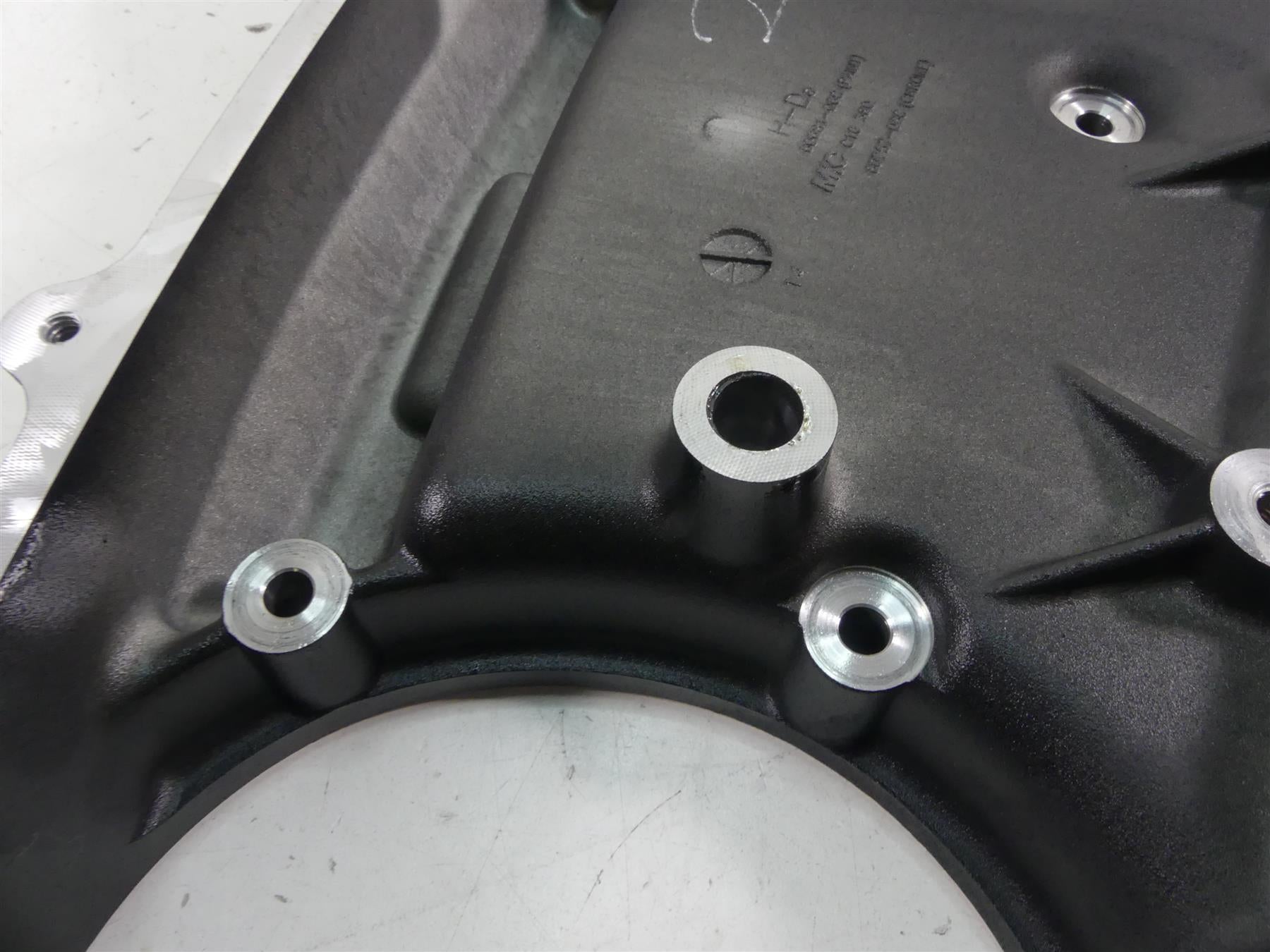 2014 Harley FXDL Dyna Low Rider Inner Primary Drive Cover Mid Ctrl 60681-06 {{ shop.shopifyCountryName }} - Mototech271