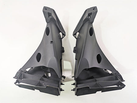 2016 BMW R1200RT K52 Radiator Fairing Cover Scoop Set 46637728668 {{ shop.shopifyCountryName }} - Mototech271