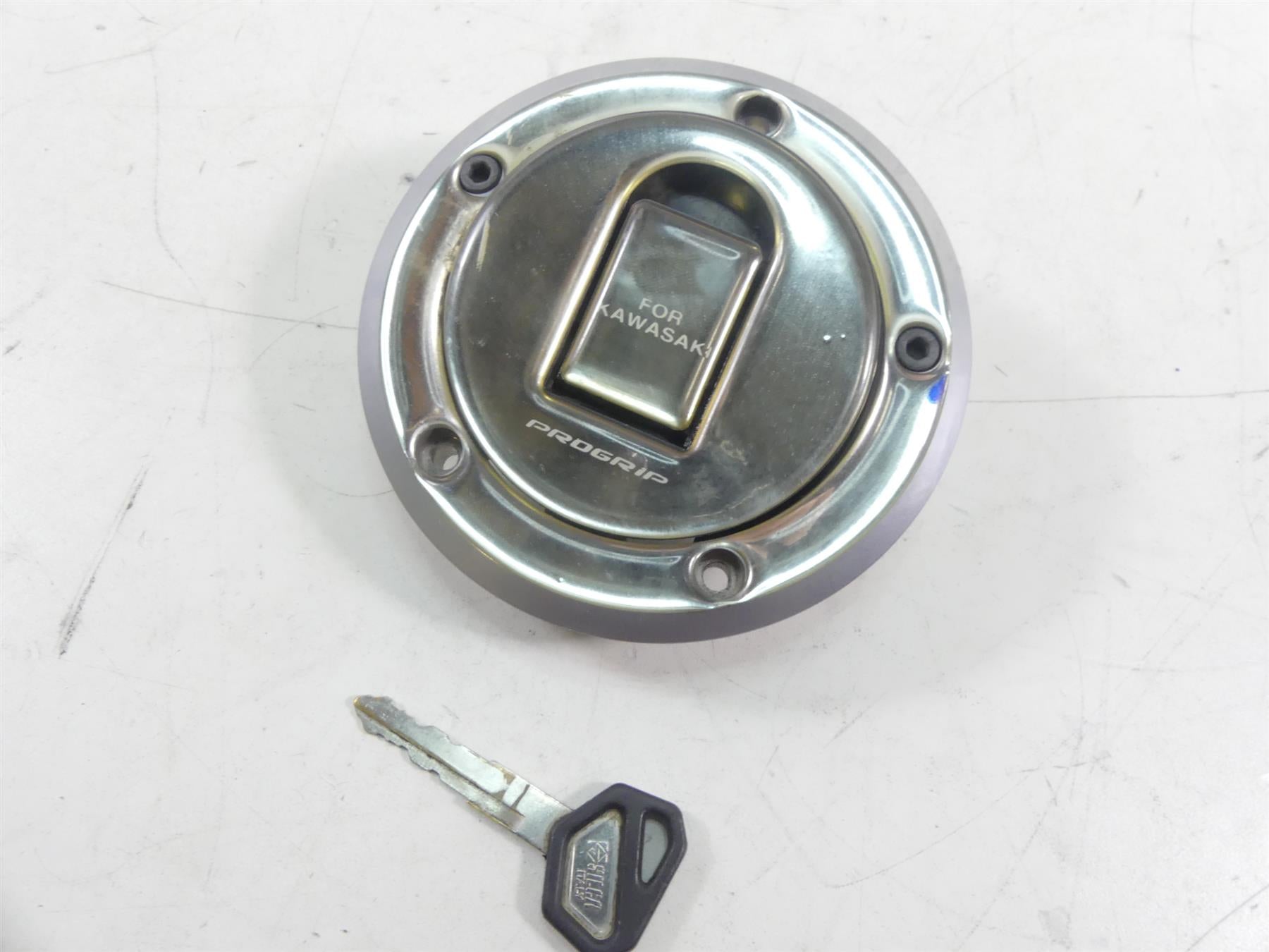 2001 Kawasaki ZX600J2 ZX6R Ninja Ignition Switch Key Lock Cas Cap 27045-5067 {{ shop.shopifyCountryName }} - Mototech271